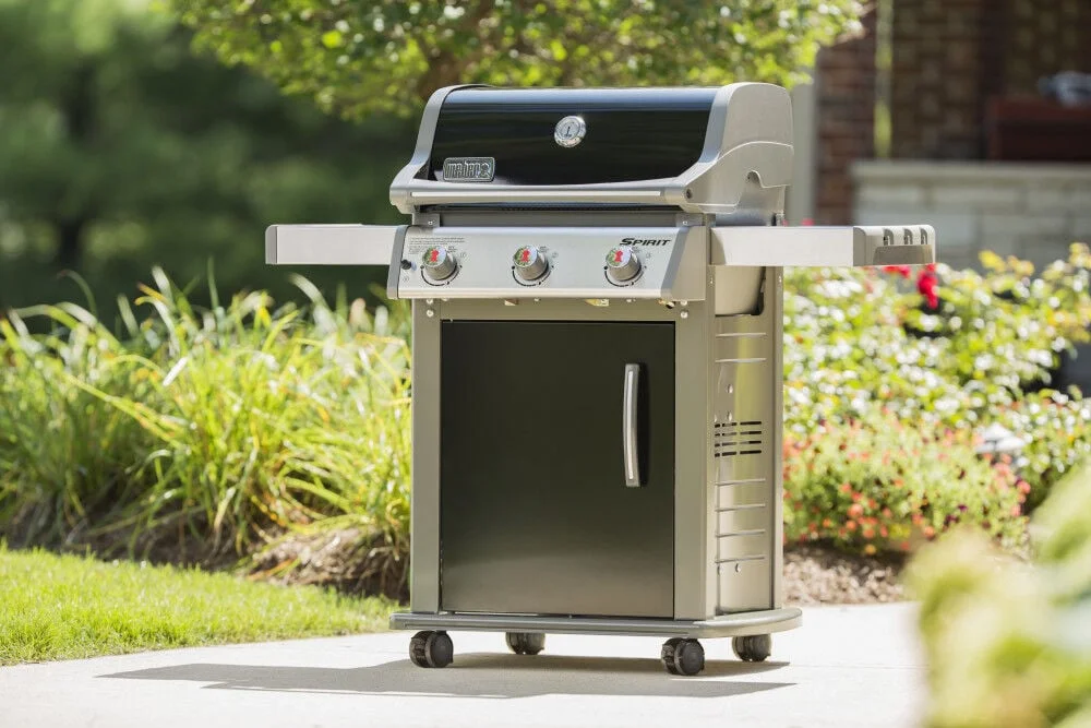 Weber Spirit E - 310 3 - Burner Liquid Propane Gas Grill in Black