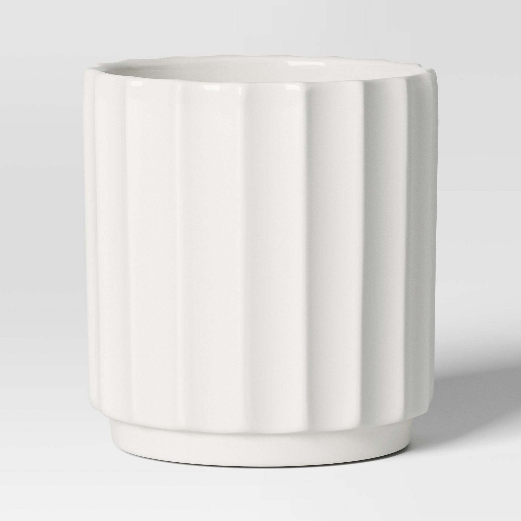 Geared Terracotta Indoor Outdoor Planter Pot White 8.11