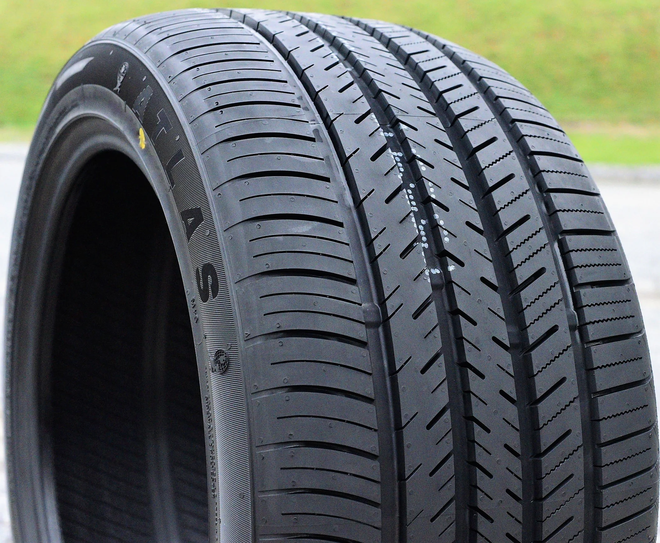 Pair of 2 (TWO) Force UHP 235/40R19 96Y XL High Performance All Season Tires Fits: 2014-20 Ford Fusion Titanium, 2015-16 Honda Accord Sport - Image 6