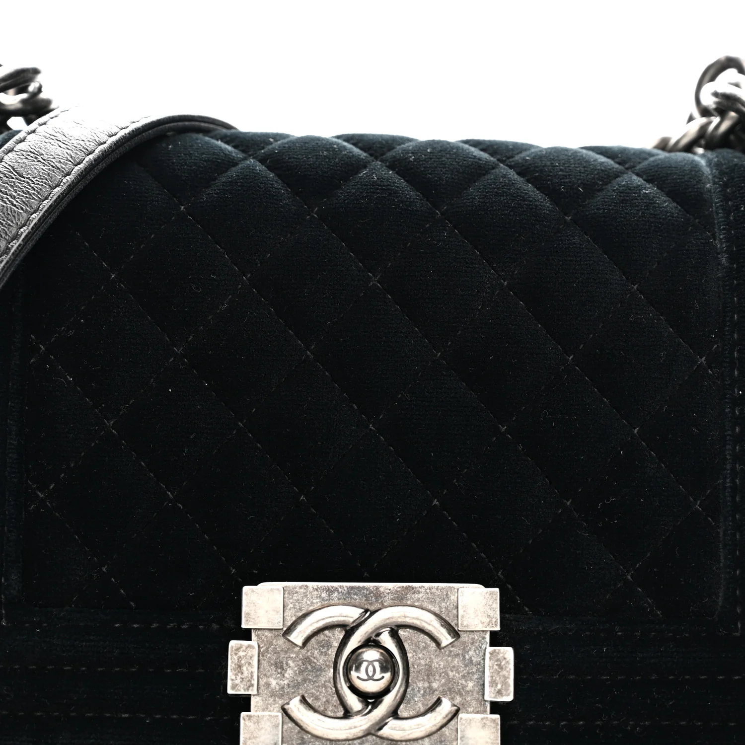 Velvet Quilted Small Boy Flap Black