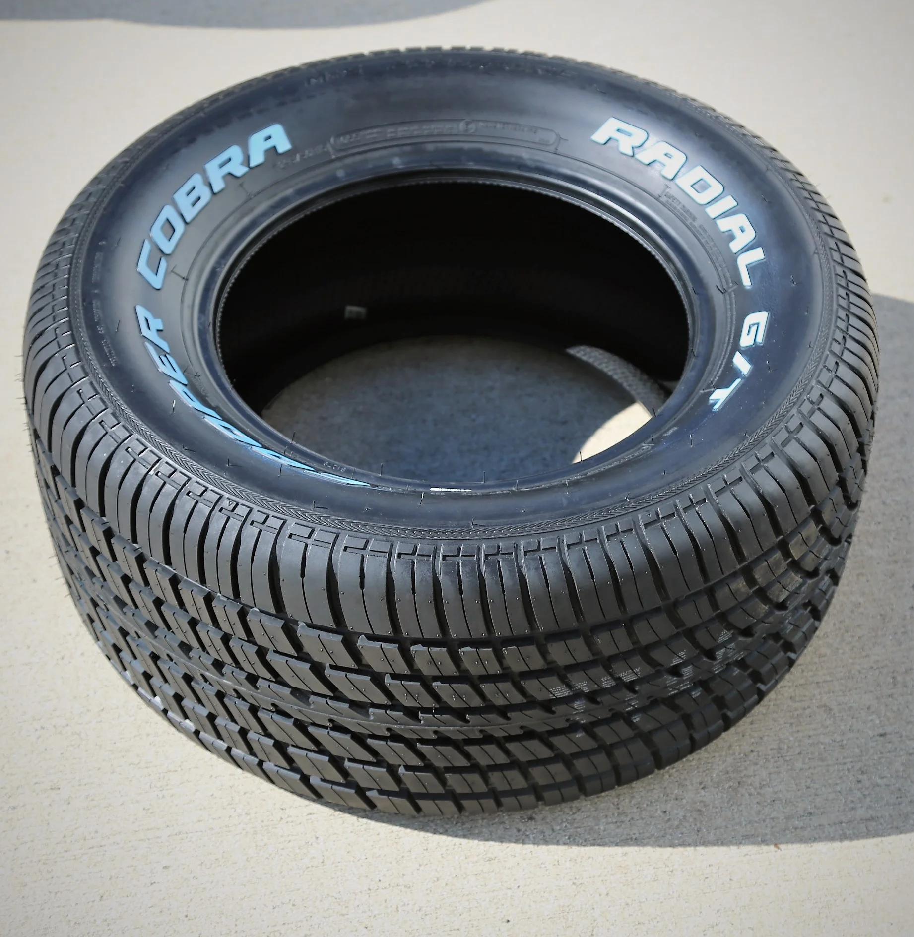 Cooper Cobra Radial G/T All-Season P225/70R14 98T Passenger Tire