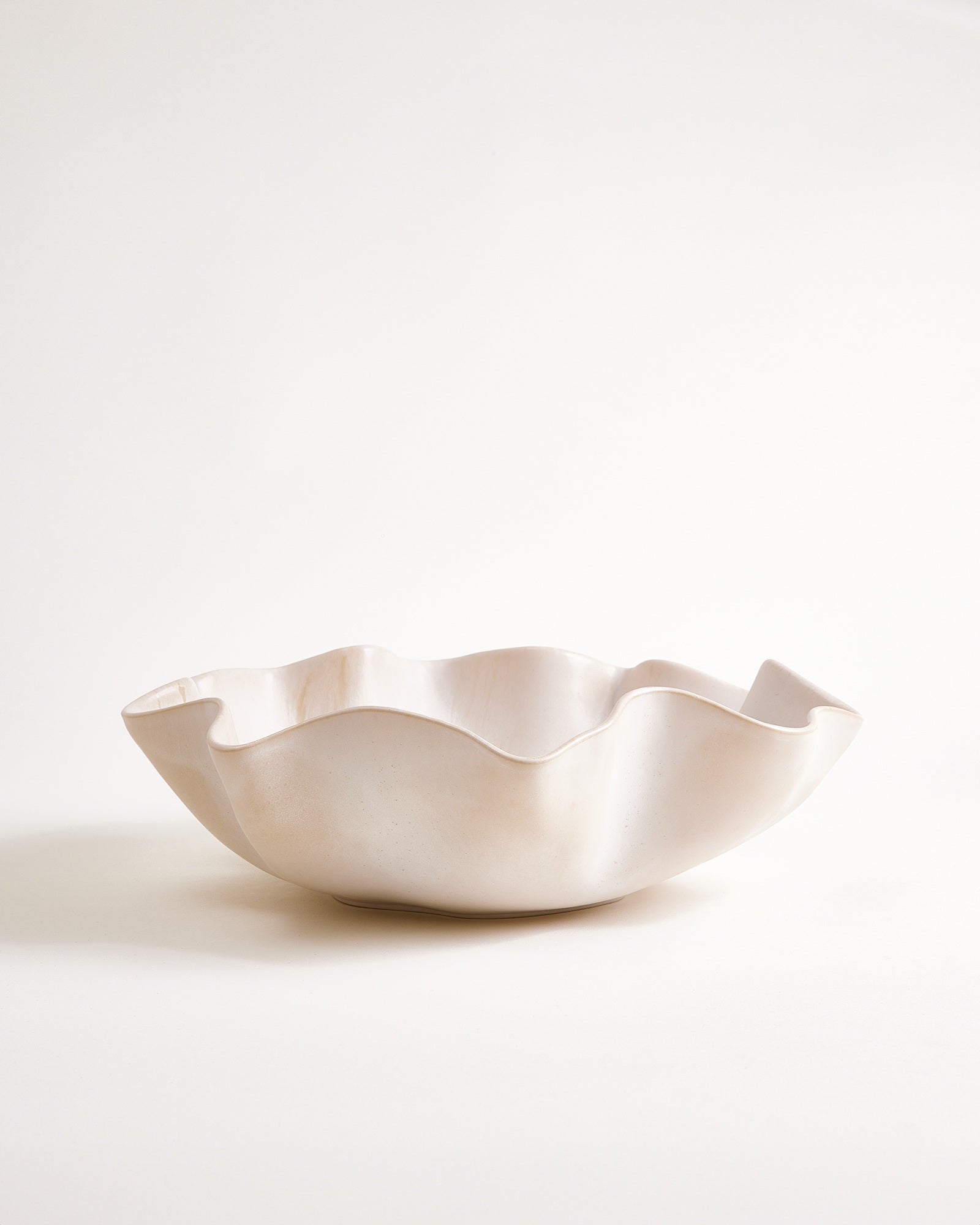 SINTRA - LARGE SERVING BOWL SHELL SAND