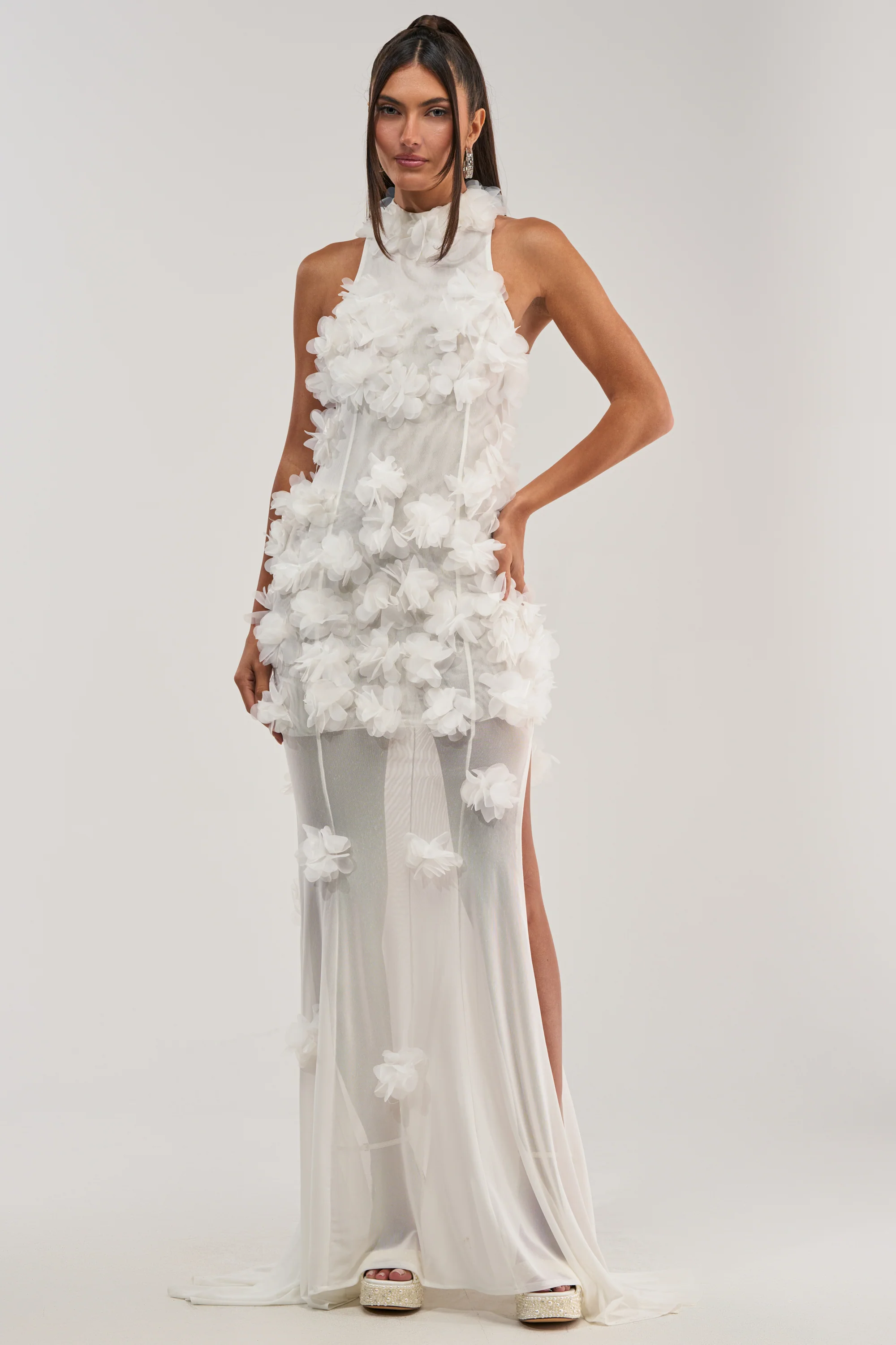 PARTY FAVOR RUFFLE MAXI DRESS IN WHITE - Akira Store