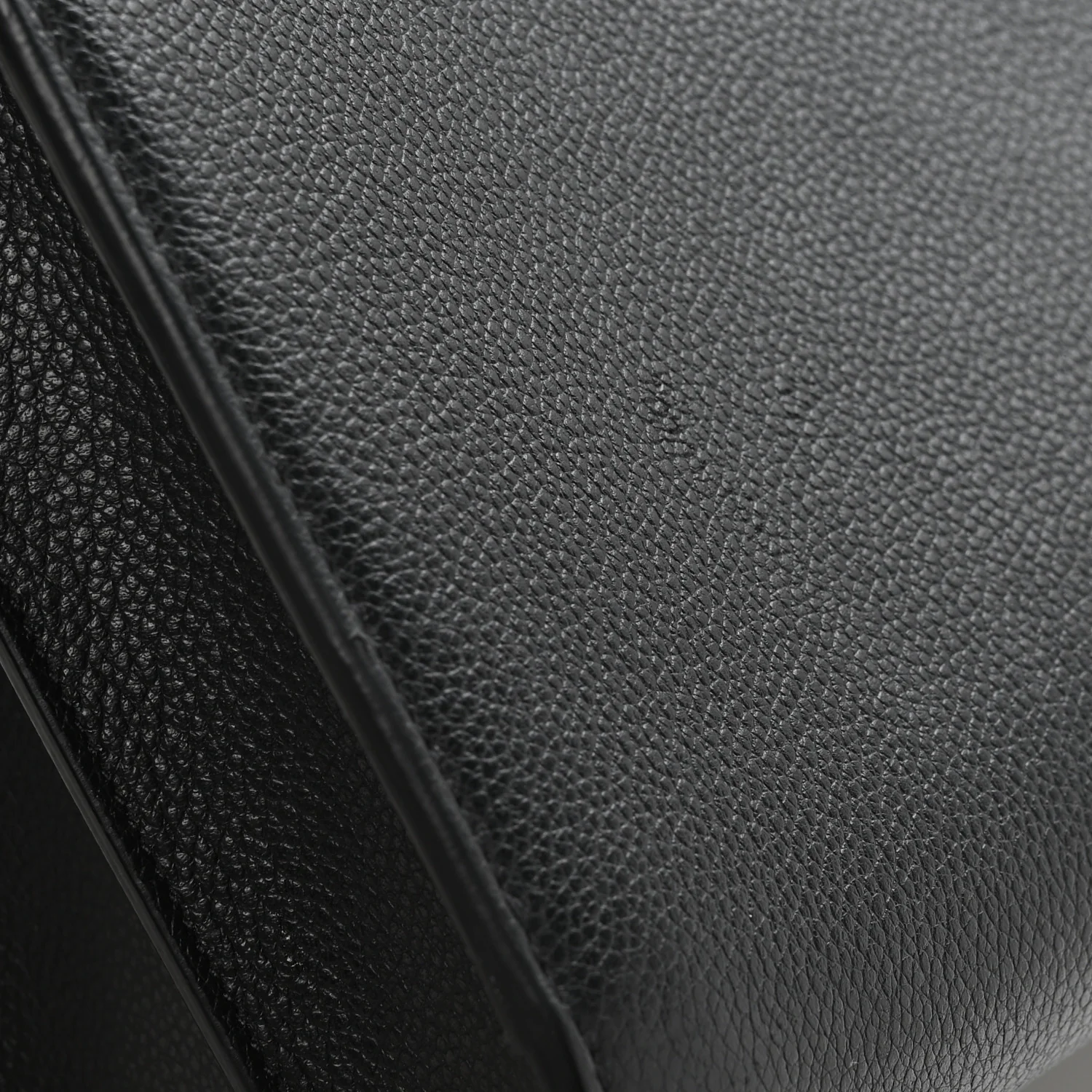 Grained Calfskin Large Sac De Jour Carryall Black