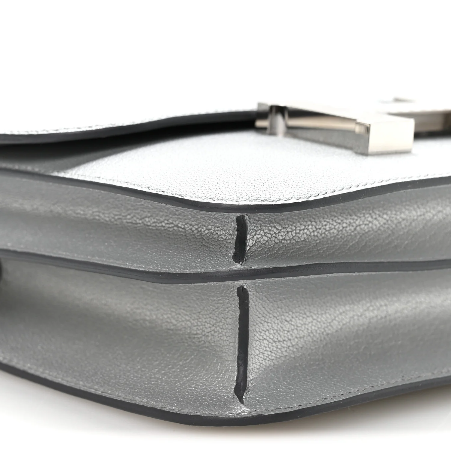 Metallic Chevre Chamkilight Constance 18 Argent