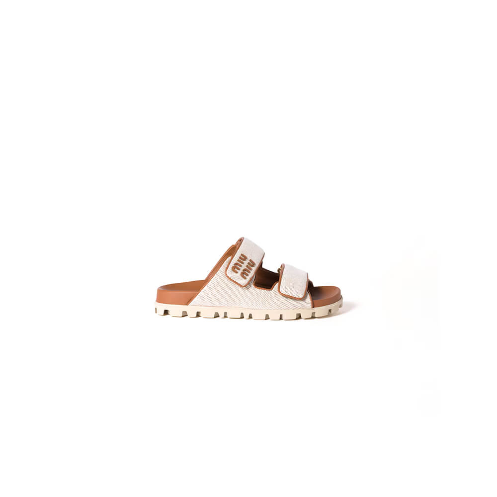 MiuMiu Canvas slides