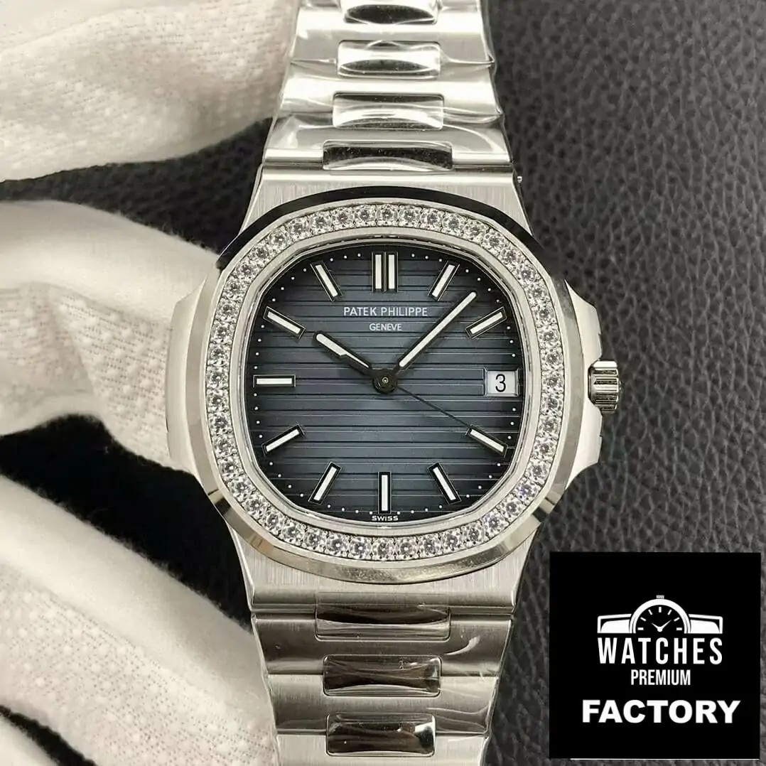 Patek Philippe Nautilus 5713 / 1G-010 3K Factory Stainless Steel Strap