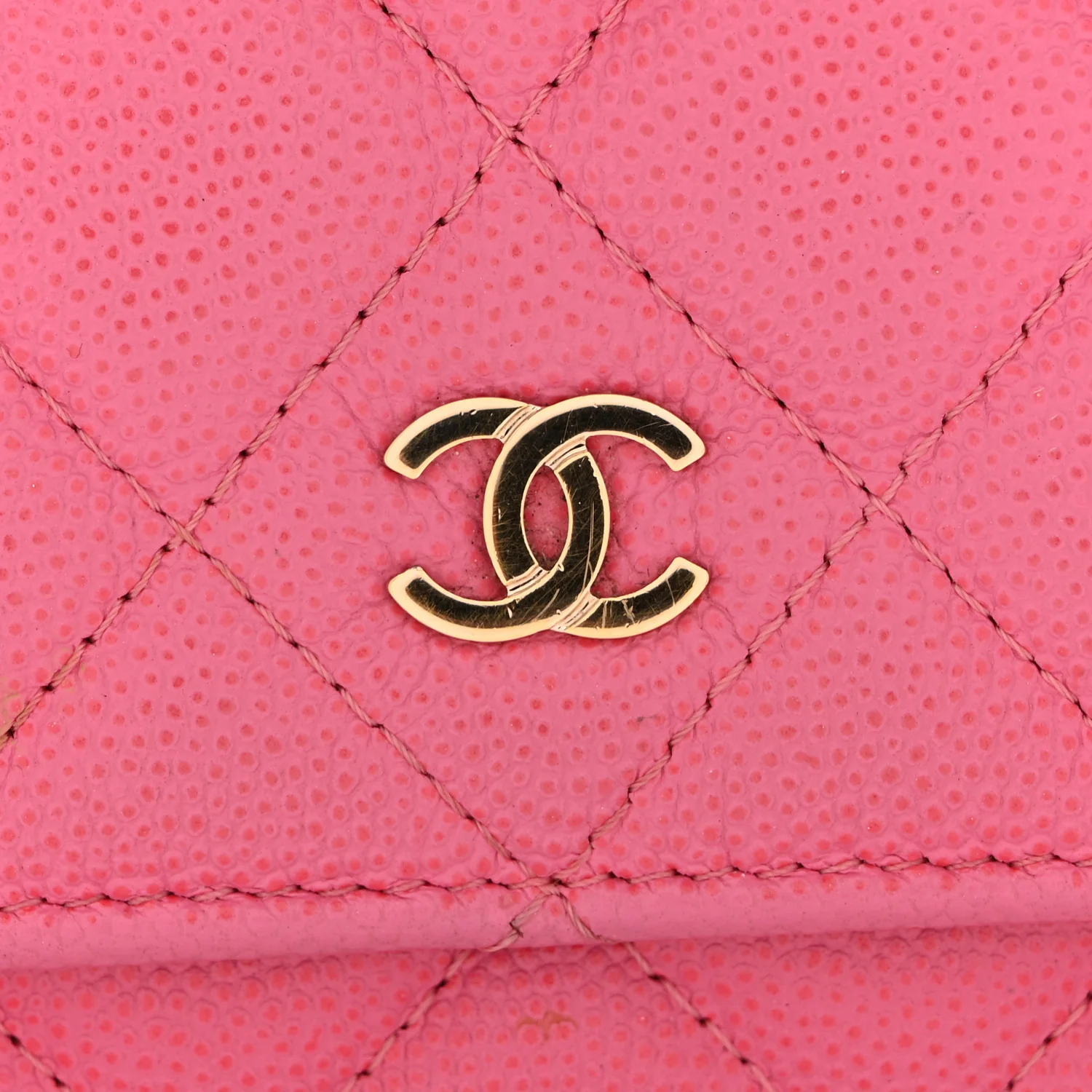 Caviar Quilted Wallet on Chain WOC Pink