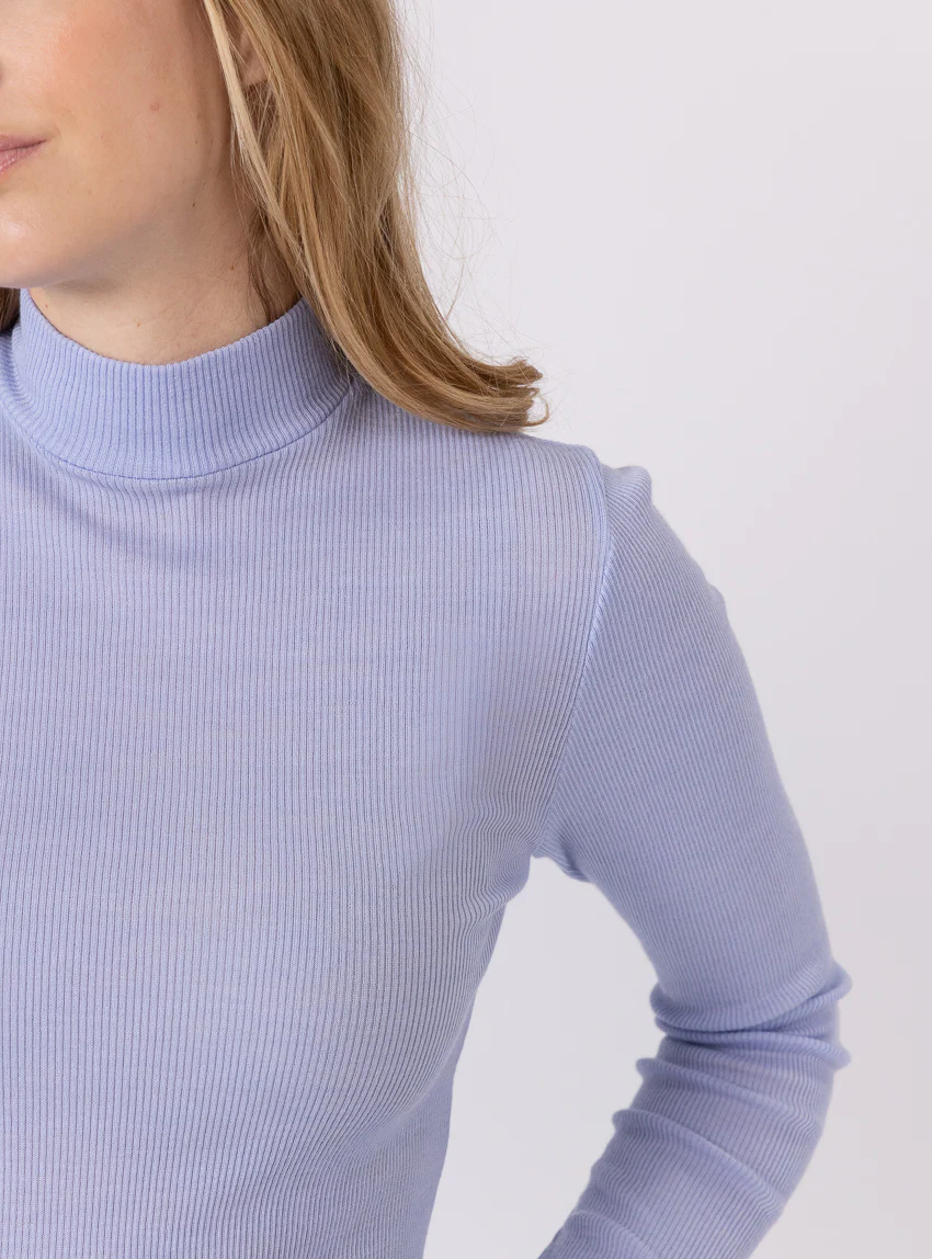 Pull chaussette femme col montant bleu ciel