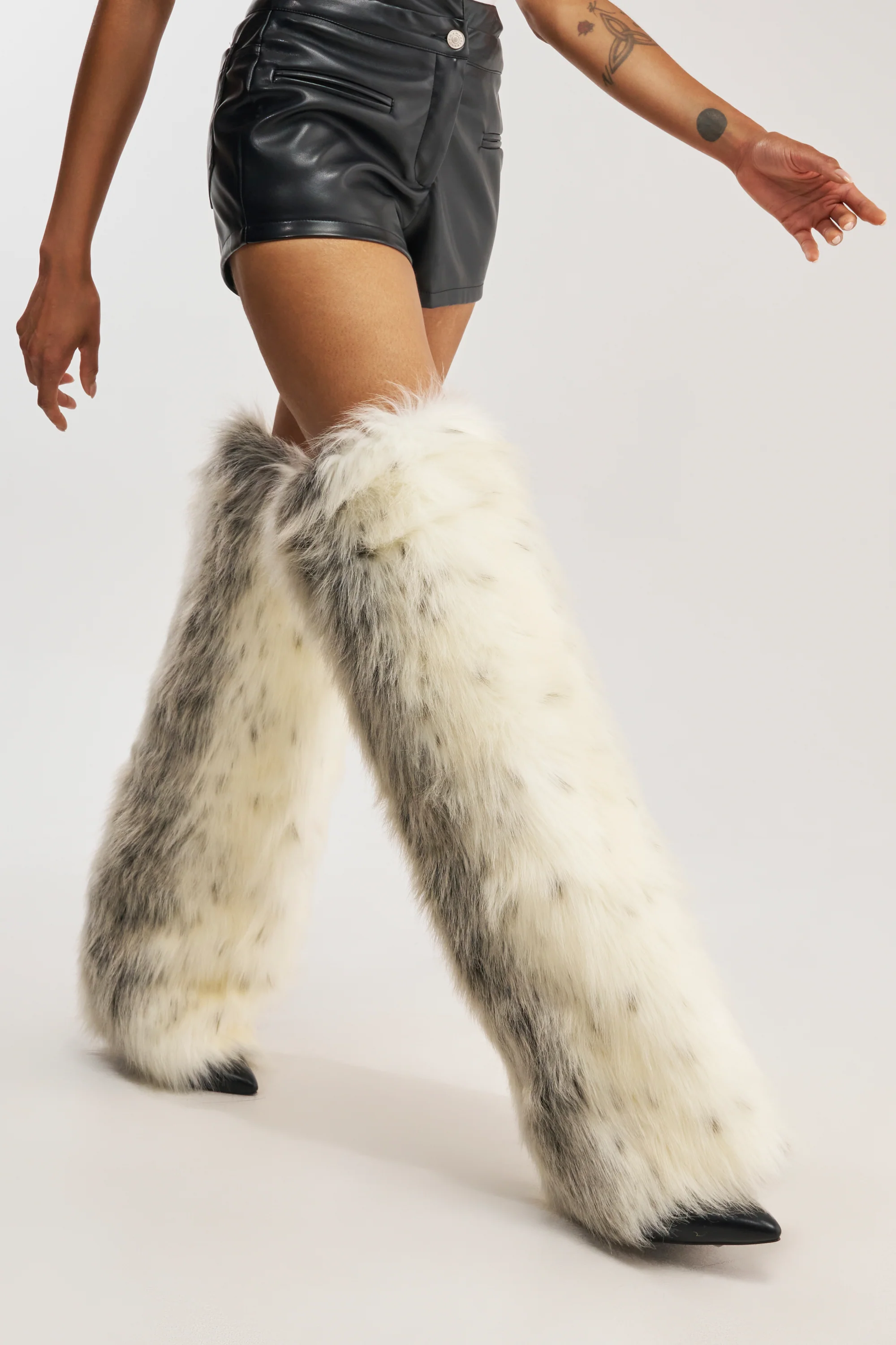 AZALEA WANG LANGLEYE CREAM MULTI SNOW LEOPARD THIGH HIGH FUR BOOT - Akira Store