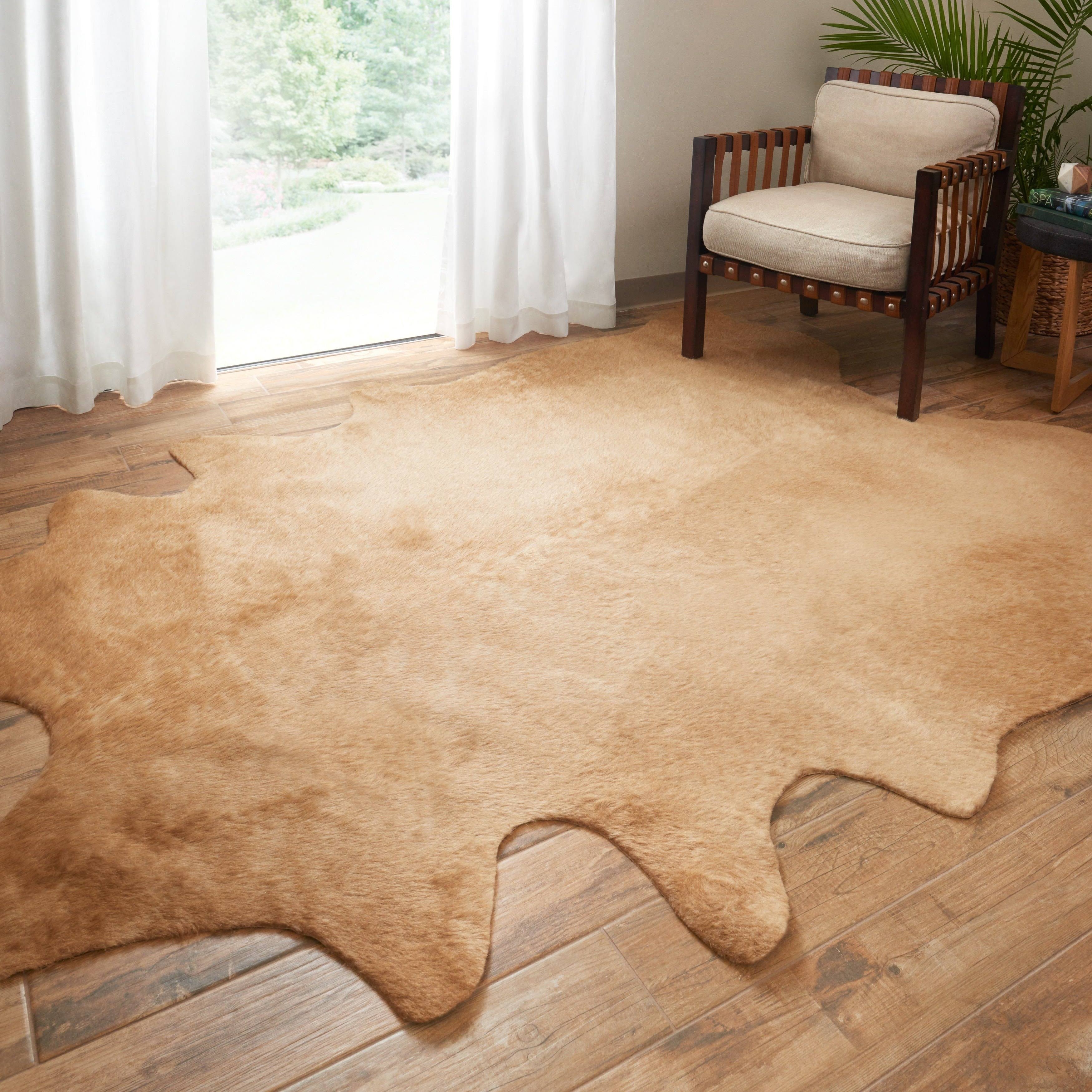 Alexander Home Yosemite Faux Cowhide Area Rug - 3'10