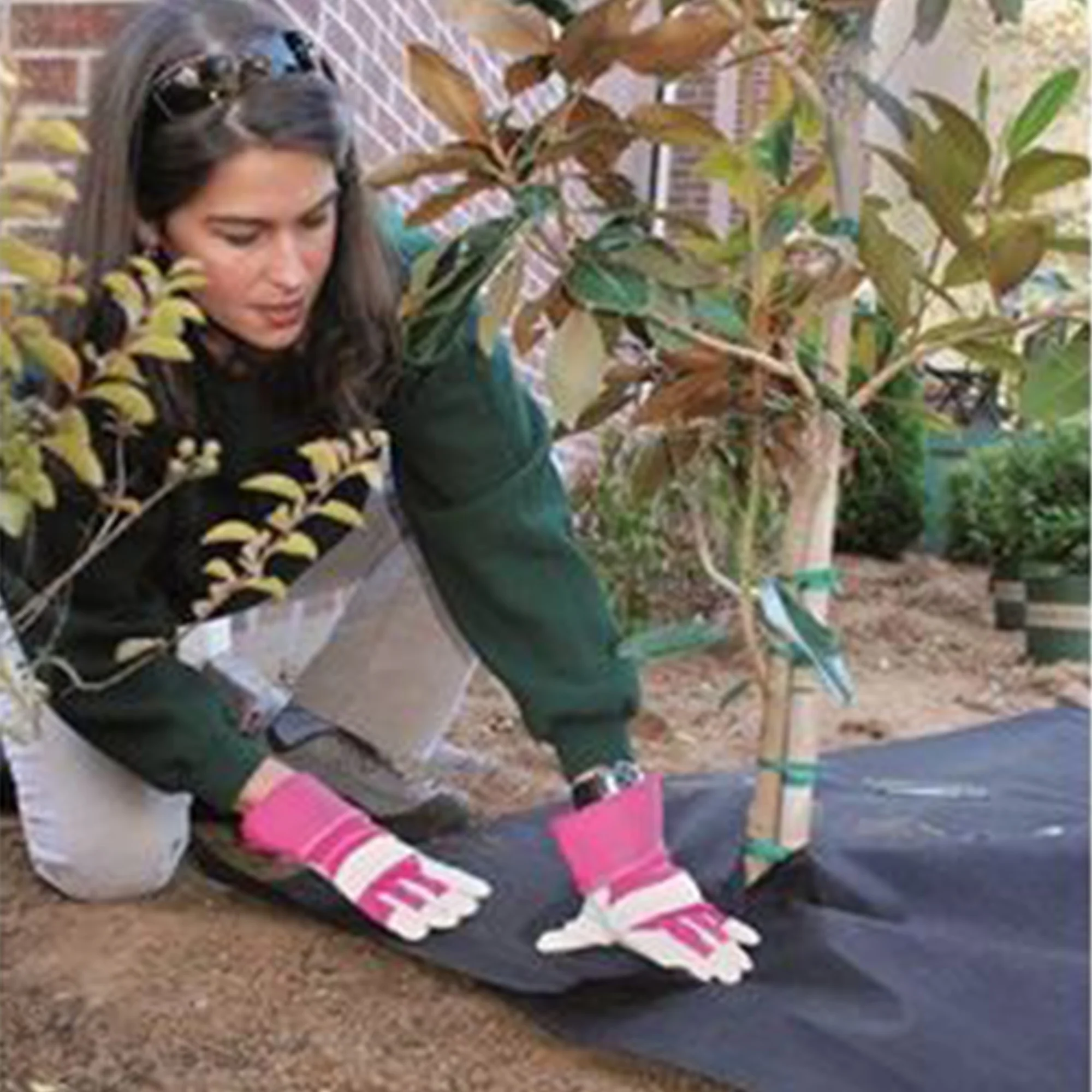 DeWitt Weed Barrier Pro 3-Oz 4' x 300' Heavy-Duty Commercial & Home Garden Landscape Fabric Weed Block, Black