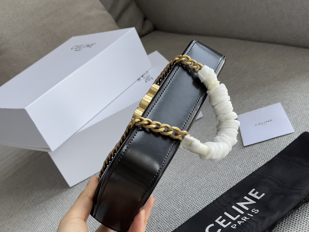 ce 22ss new arrival bag size??20*11cm