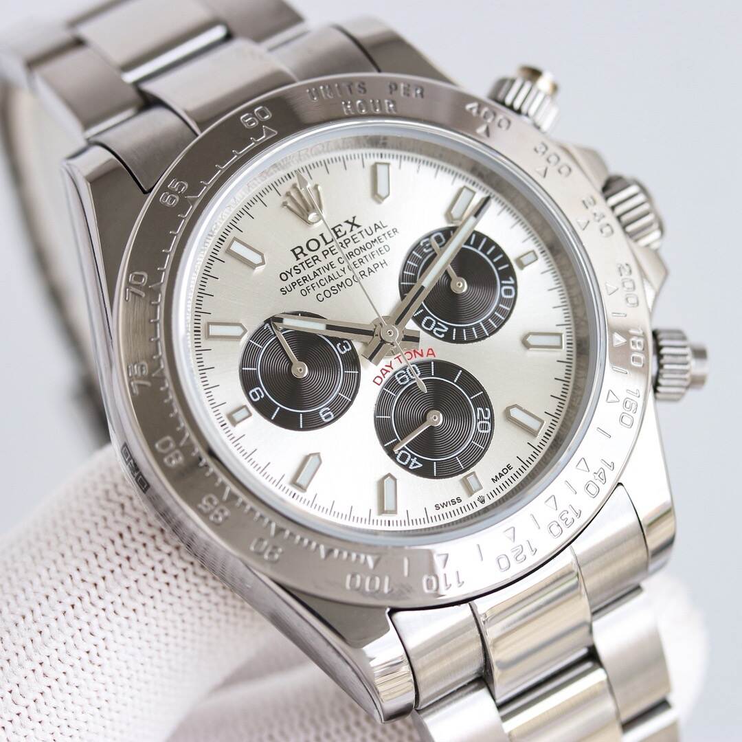 ROLEX（ロレックス）機械式腕時計 デイトナ 白文字盤  40MM 腕時計