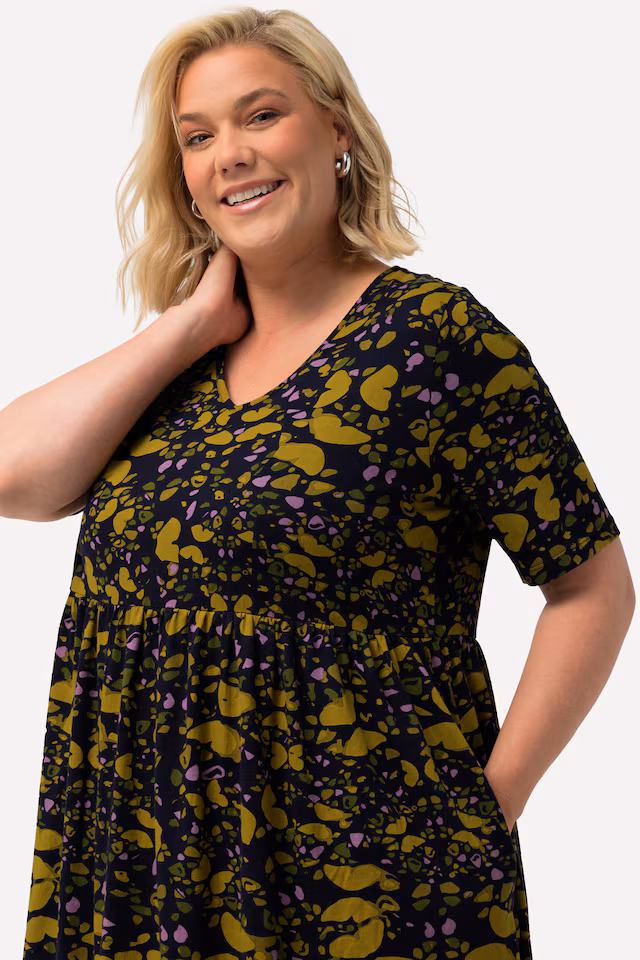 Abstract Print Short Sleeve Empire Knit A-line Dress
