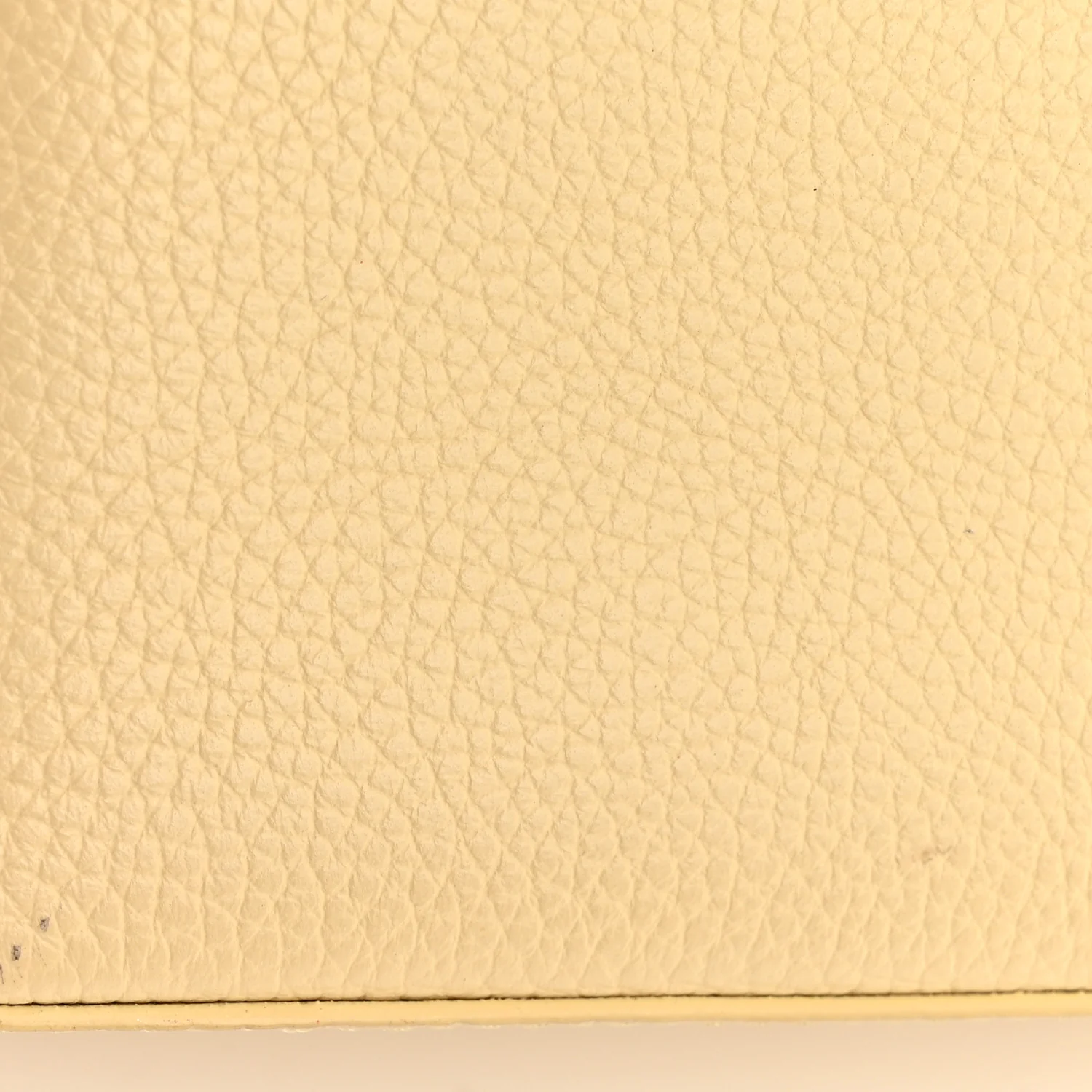 Taurillon Snakeskin Mini Capucines Banane