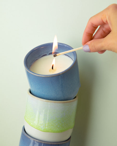 COIMBRA - SCENTED CANDLE WHITE FLOWER CORNFLOWER