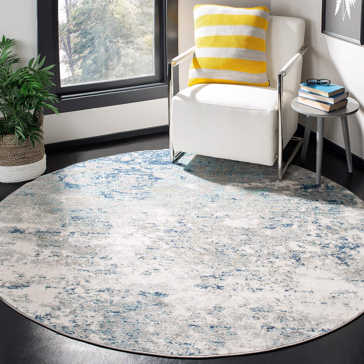 SAFAVIEH Brentwood Collection Area Rug - 10' Round, Light Grey & Blue, Modern Abstract Design, Non-Shedding & Easy Care, Ideal for High Traffic Areas in Living Room, Bedroom (BNT822F)