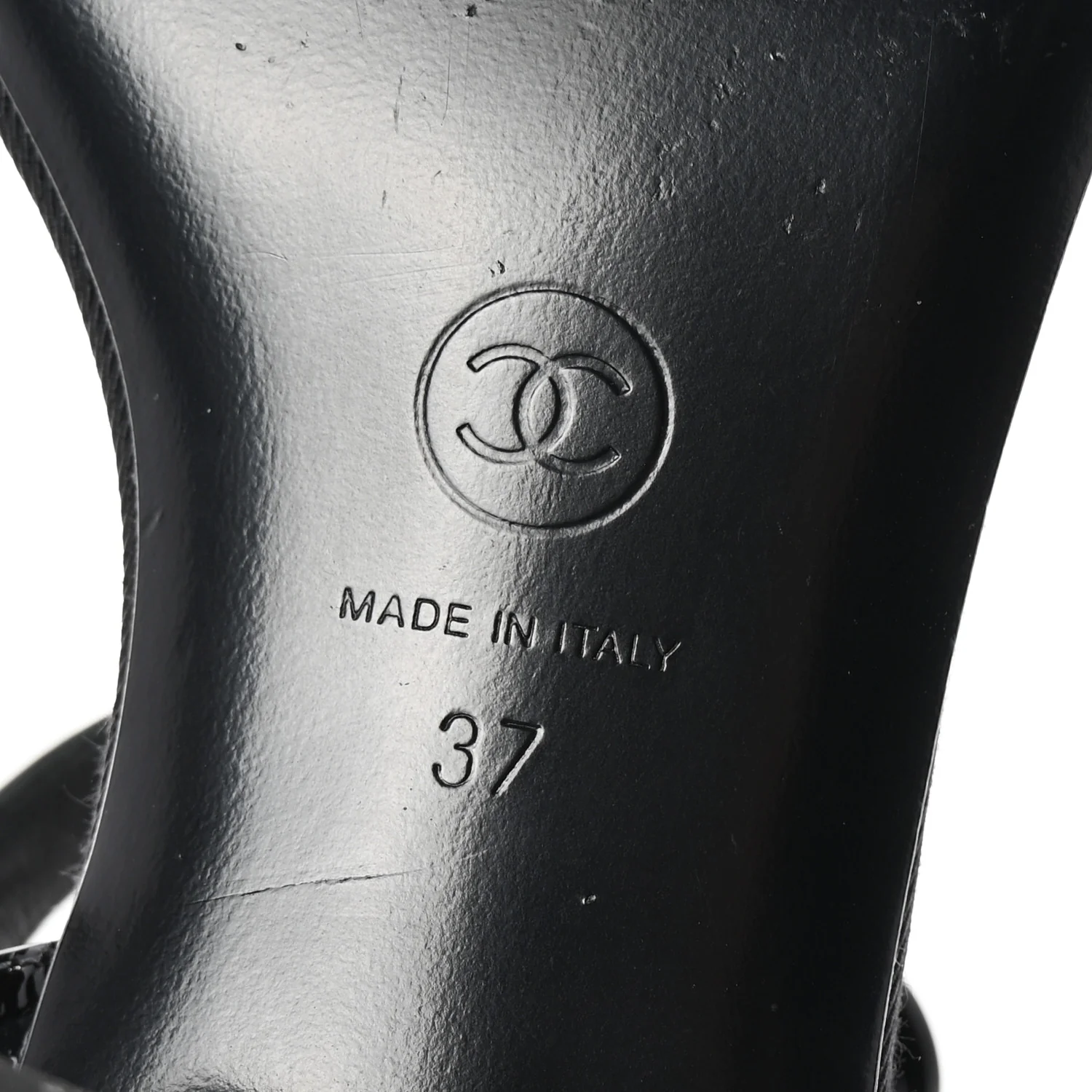 Patent CC Logo Thong Sandals 37 Black