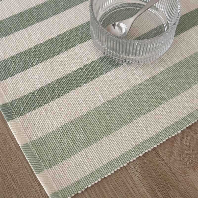 Vibeke Klint bordbrikke nøytral stripe 33x48 cm red