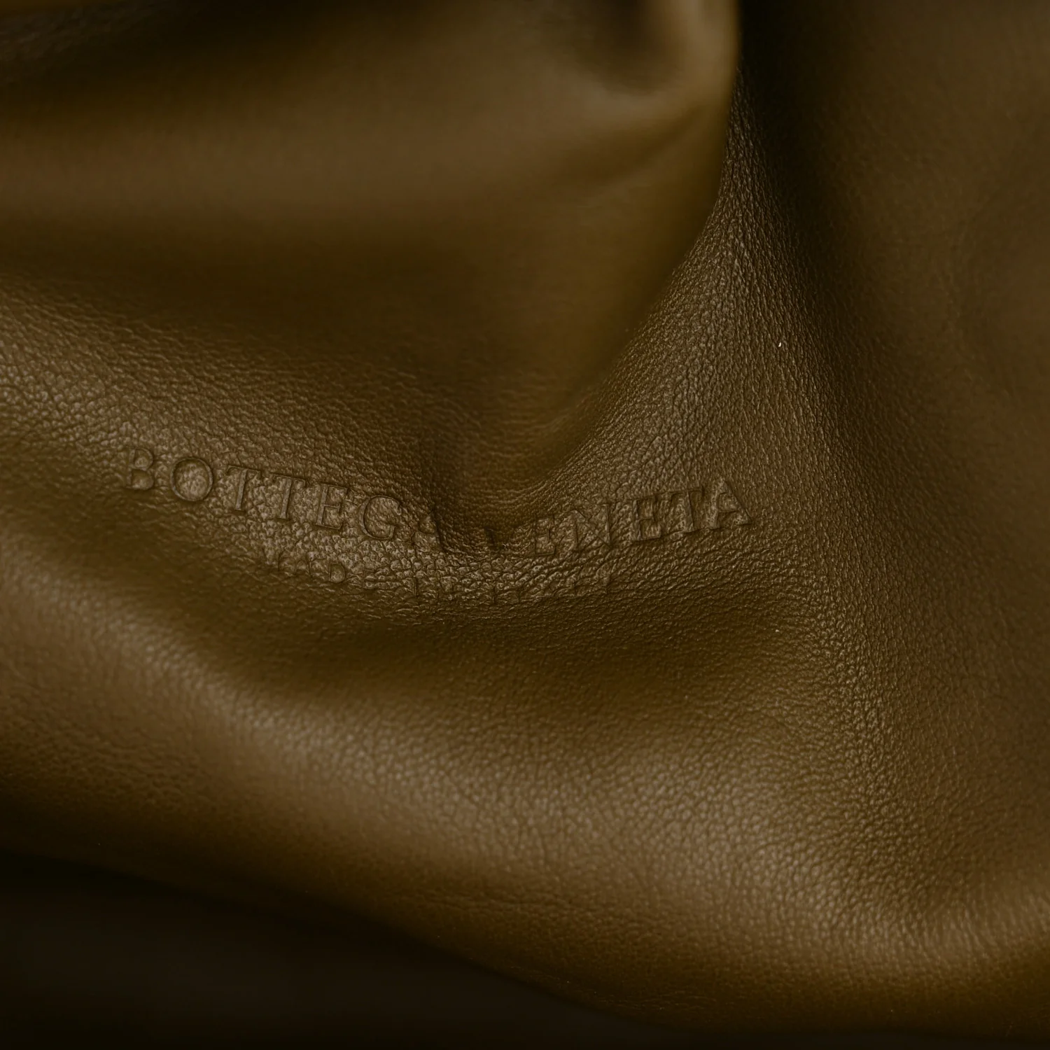 Smooth Butter Calf The Pouch Oversized Clutch Kaki Fondent