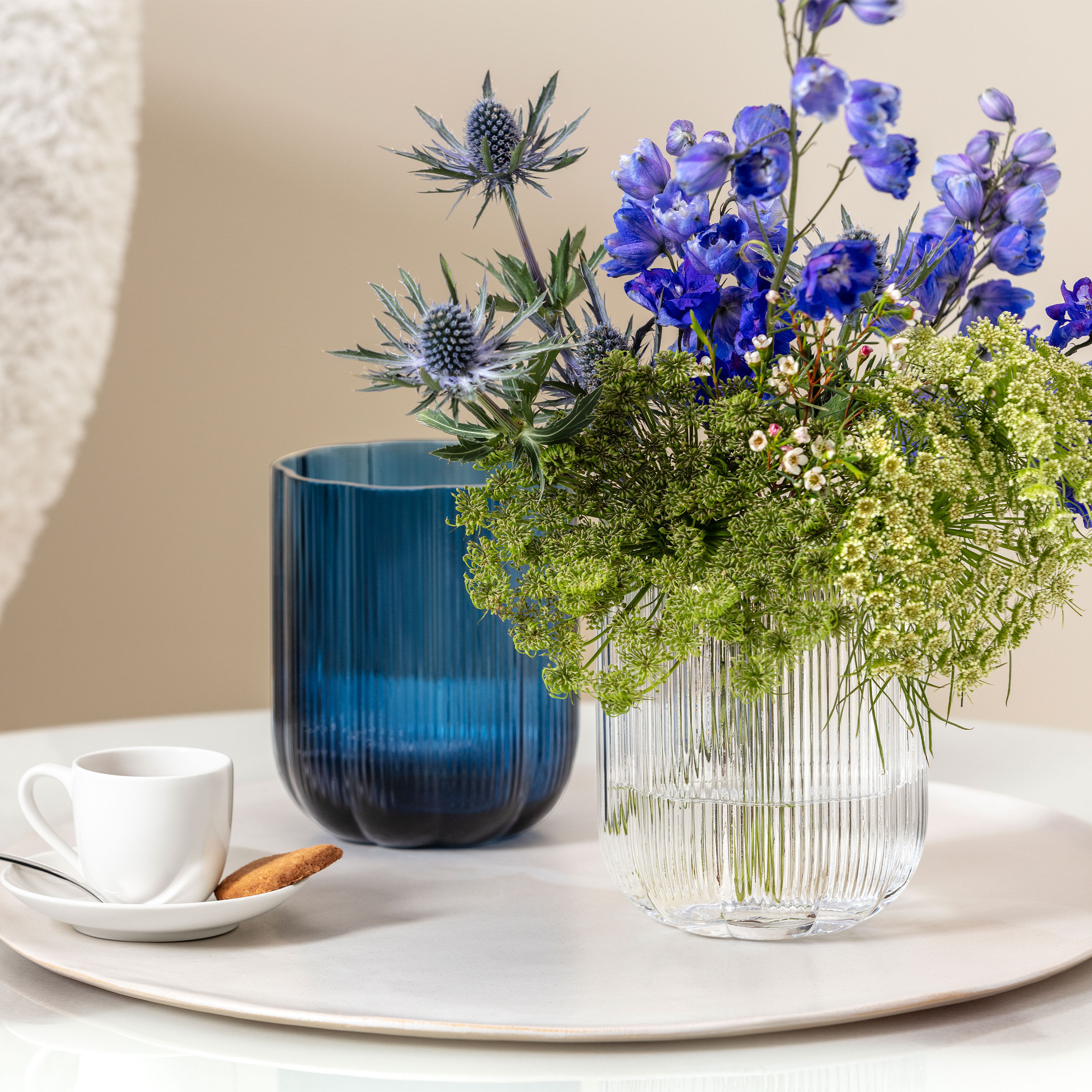 Fleur Vase - Blue, 5'' x 6'', glass
