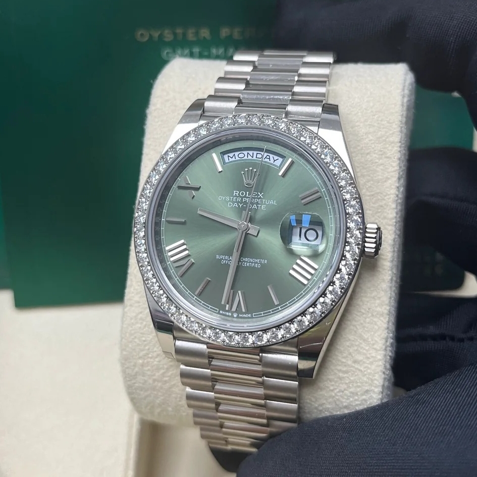 [Super Clone]RLX  Day-Date 40mm 228349RBR-0030 Olive Green Dial President Bracelet