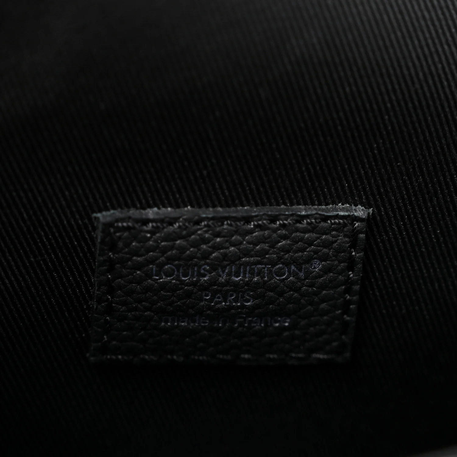 Damoflage Steamer Wearable Wallet Black