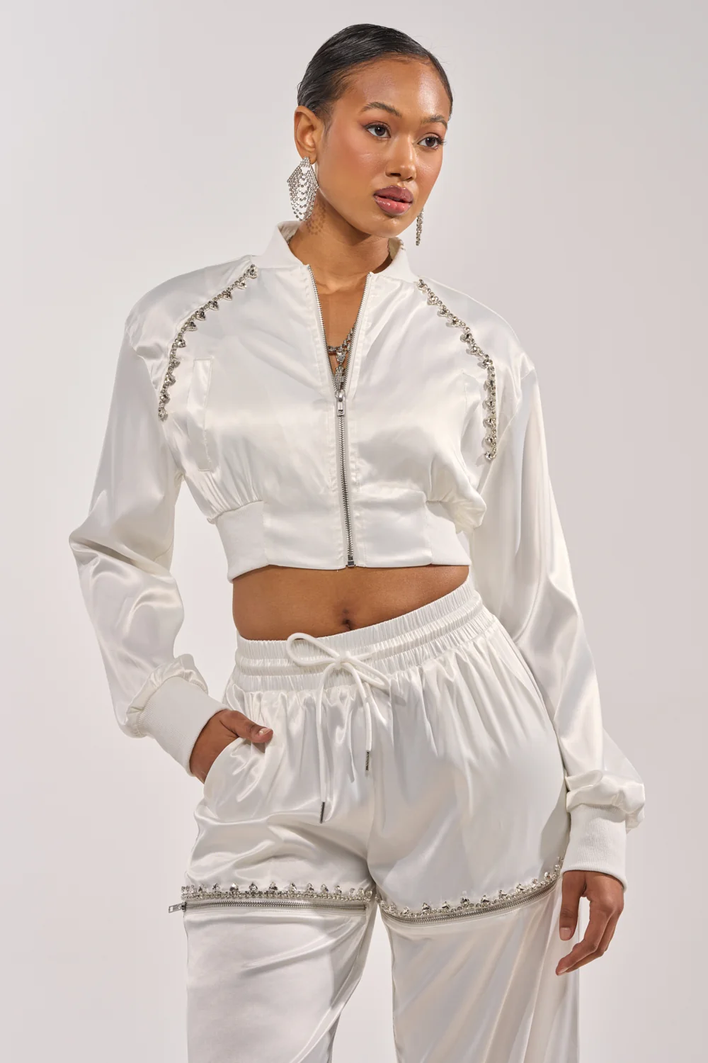 CALL BACK SATIN BOMBER - Akira Store