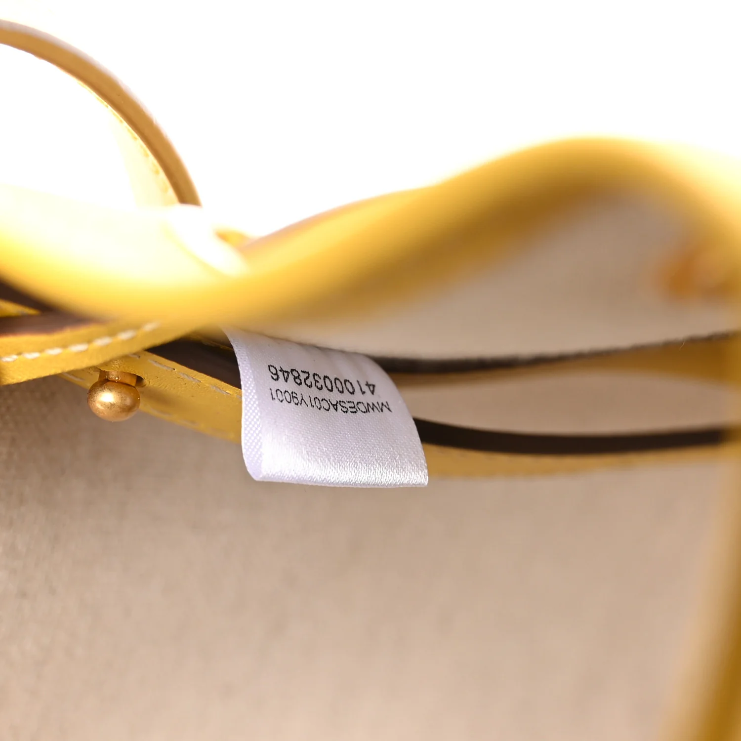 Lauretos Spanish Calfskin Medium Himmel Drawstring Bucket Bag Lemon Gold