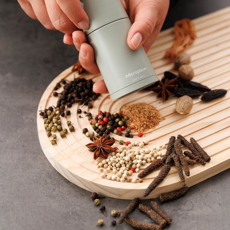 Spice Mill krydderkvern 12 cm sage green