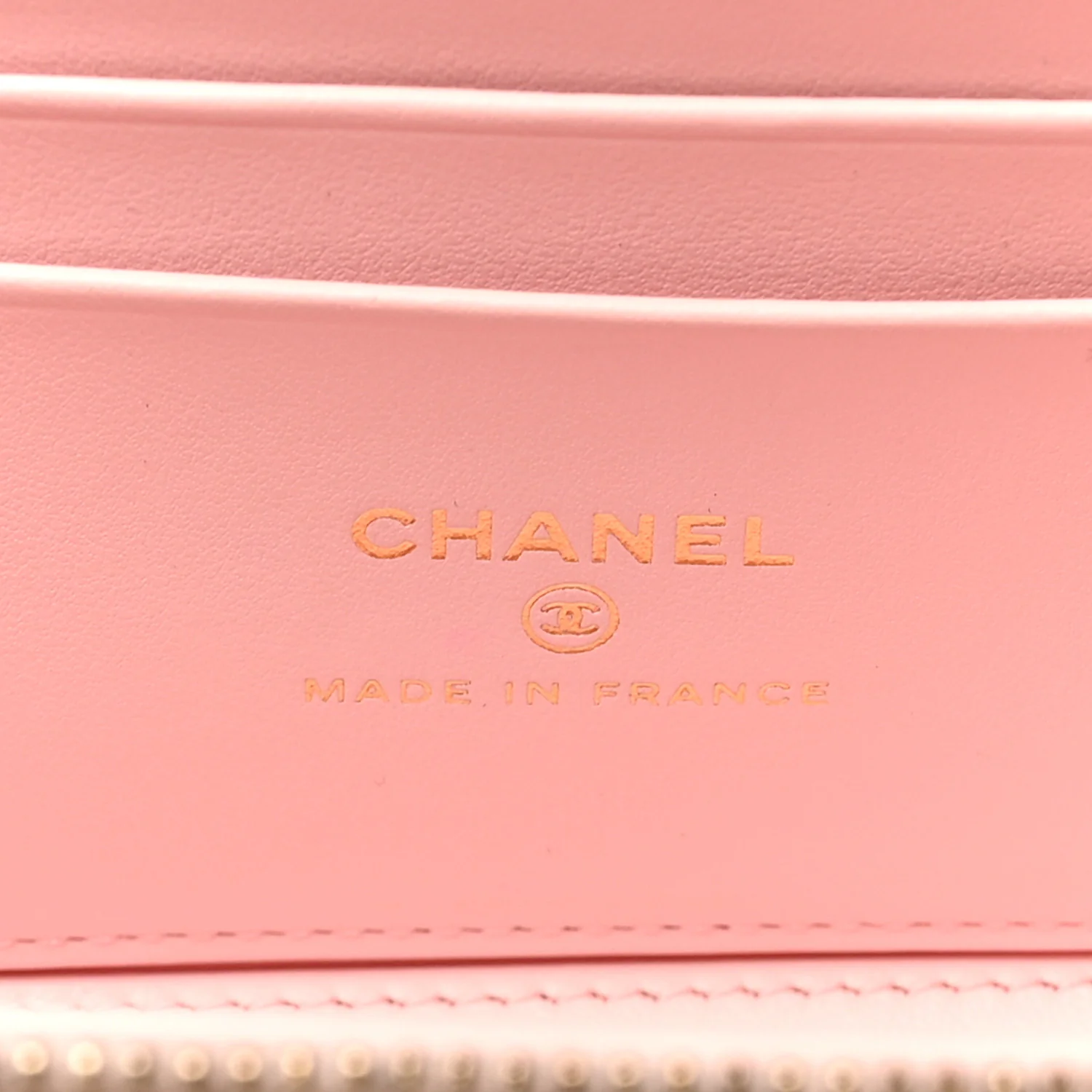 Caviar Quilted Top Handle Vanity With Chain Light Pink