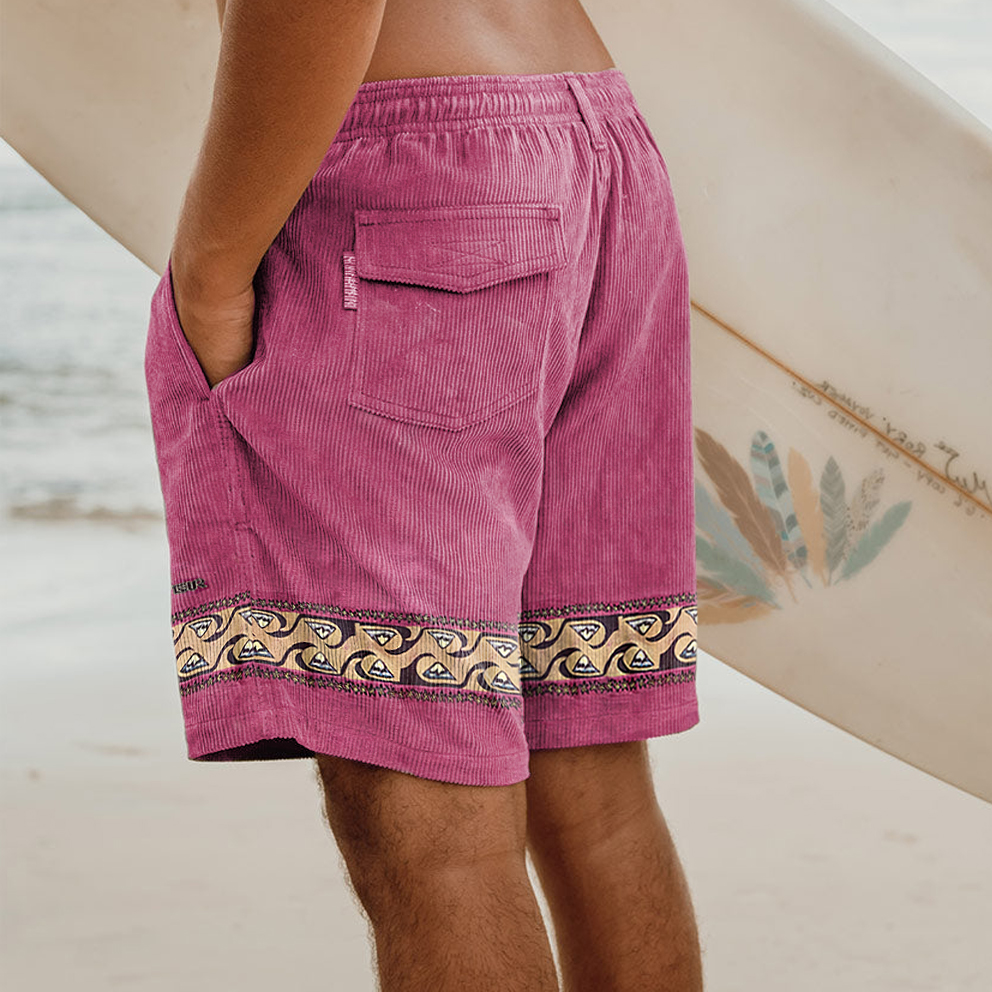 Short de surf vintage pour homme, idéal pour les vacances.