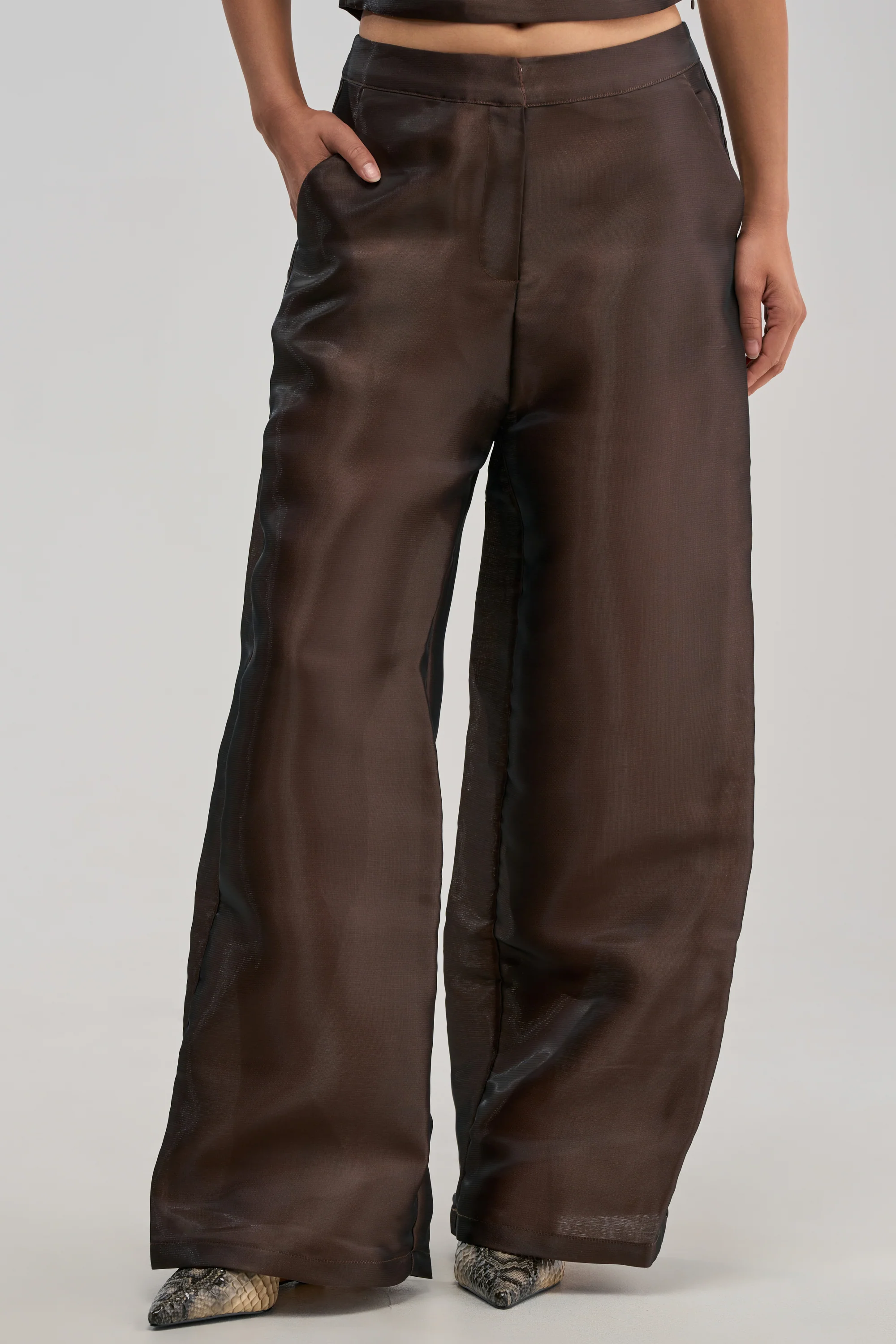 ON FIRE TROUSER IN BROWN - Akira Store
