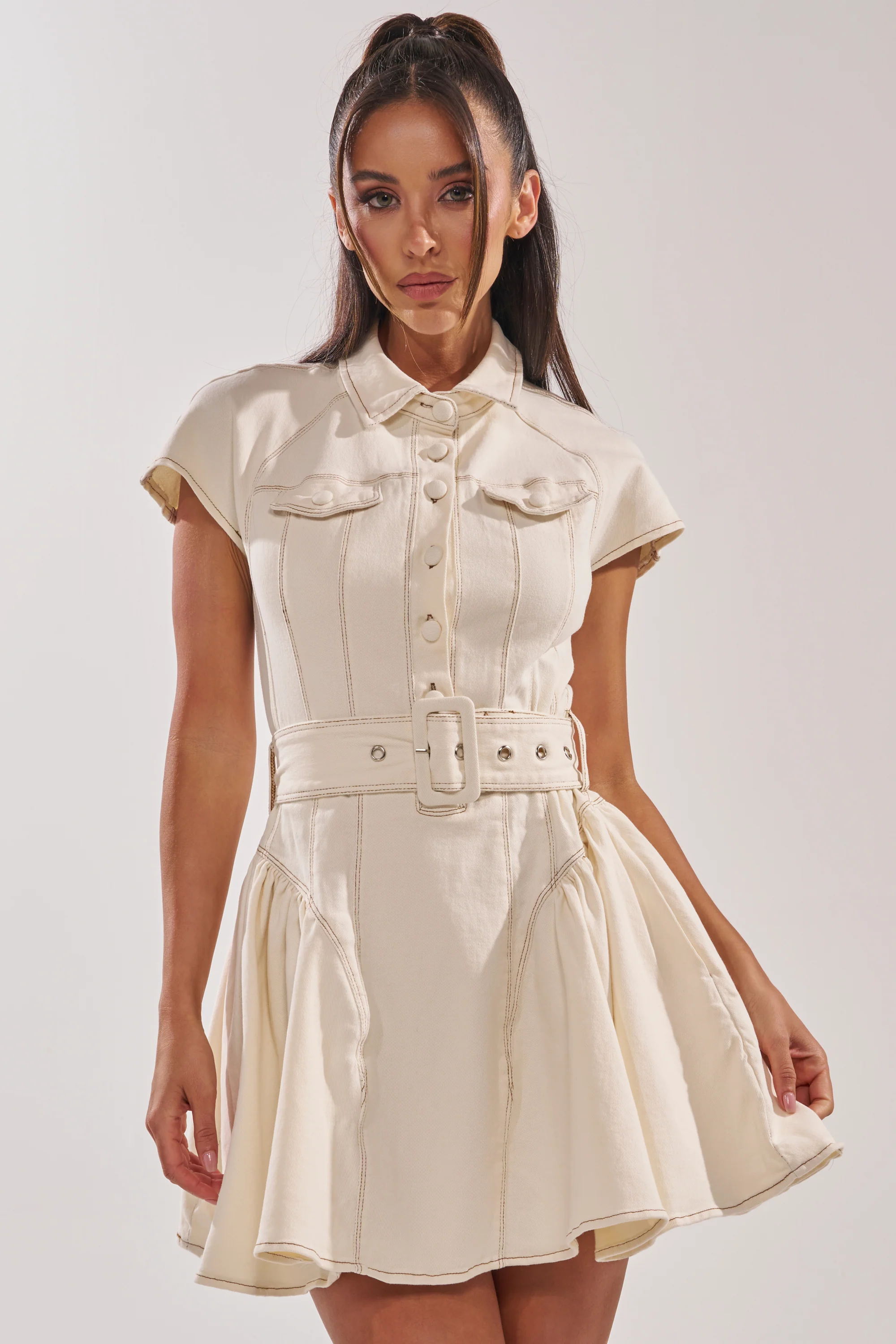 SADIE BUTTON UP DENIM MINI DRESS IN WHITE - Akira Store
