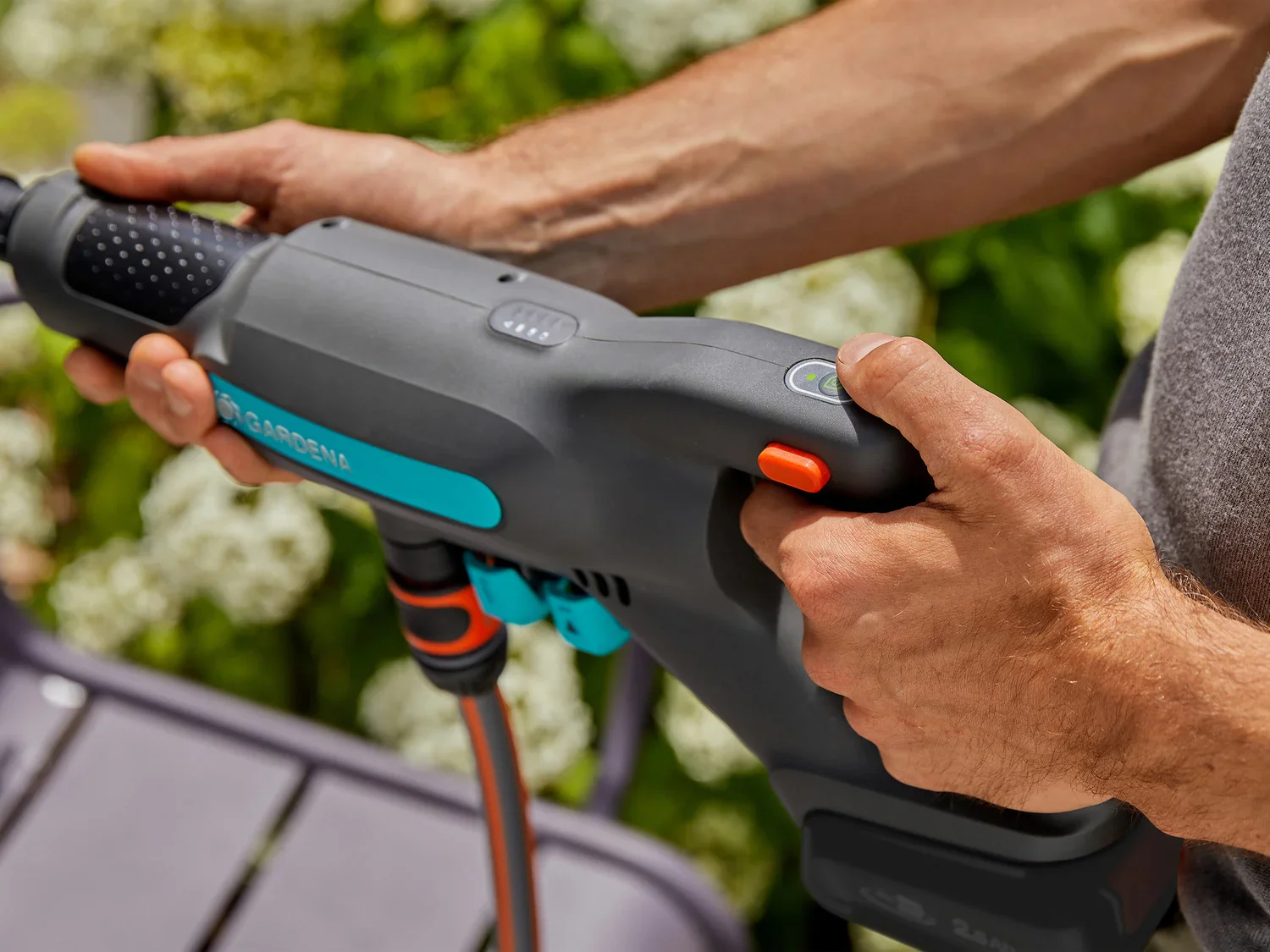 Gardena Nettoyeur moyenne pression  batterie AquaClean 24/18V P4A, 24 bar