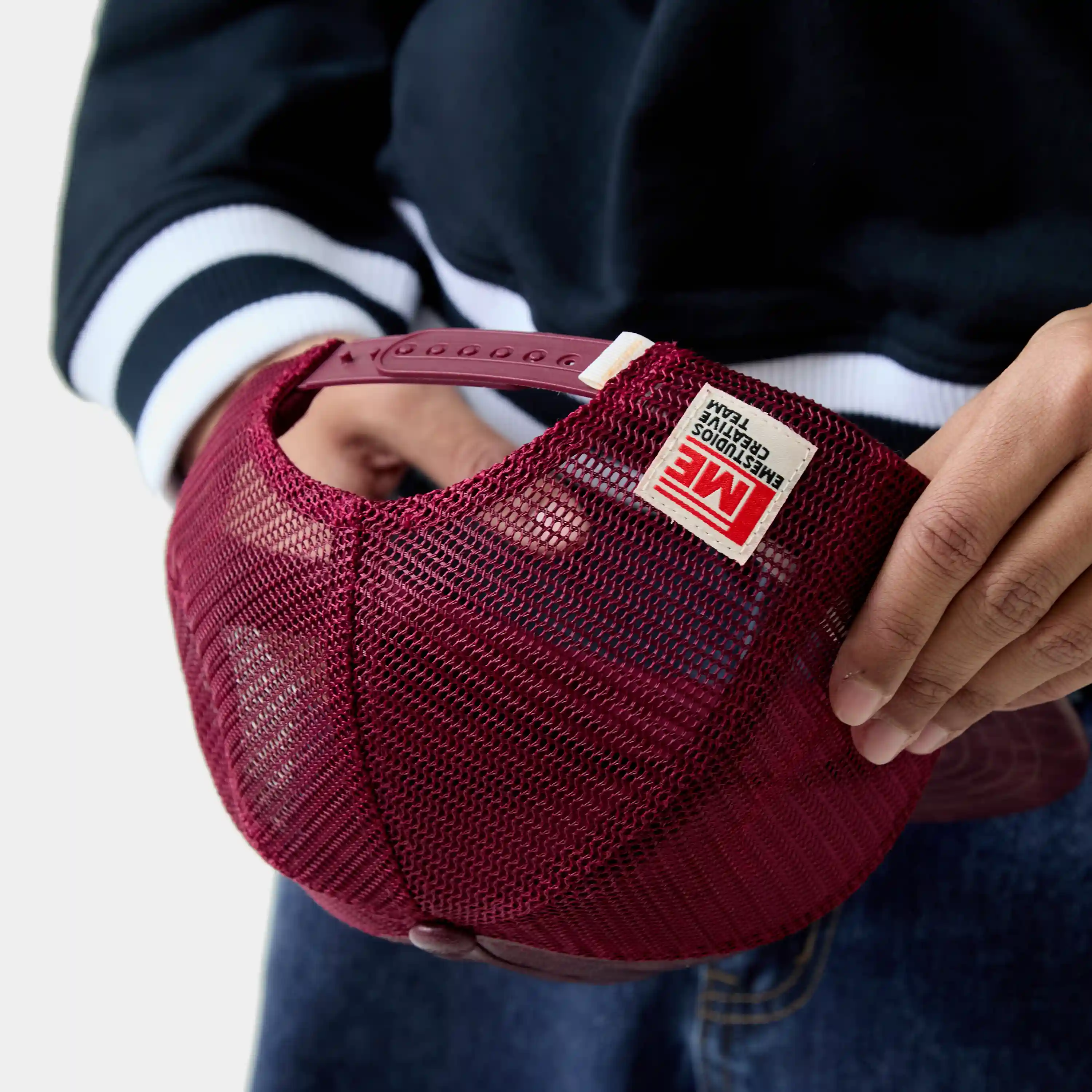Hide Burgundy Cap