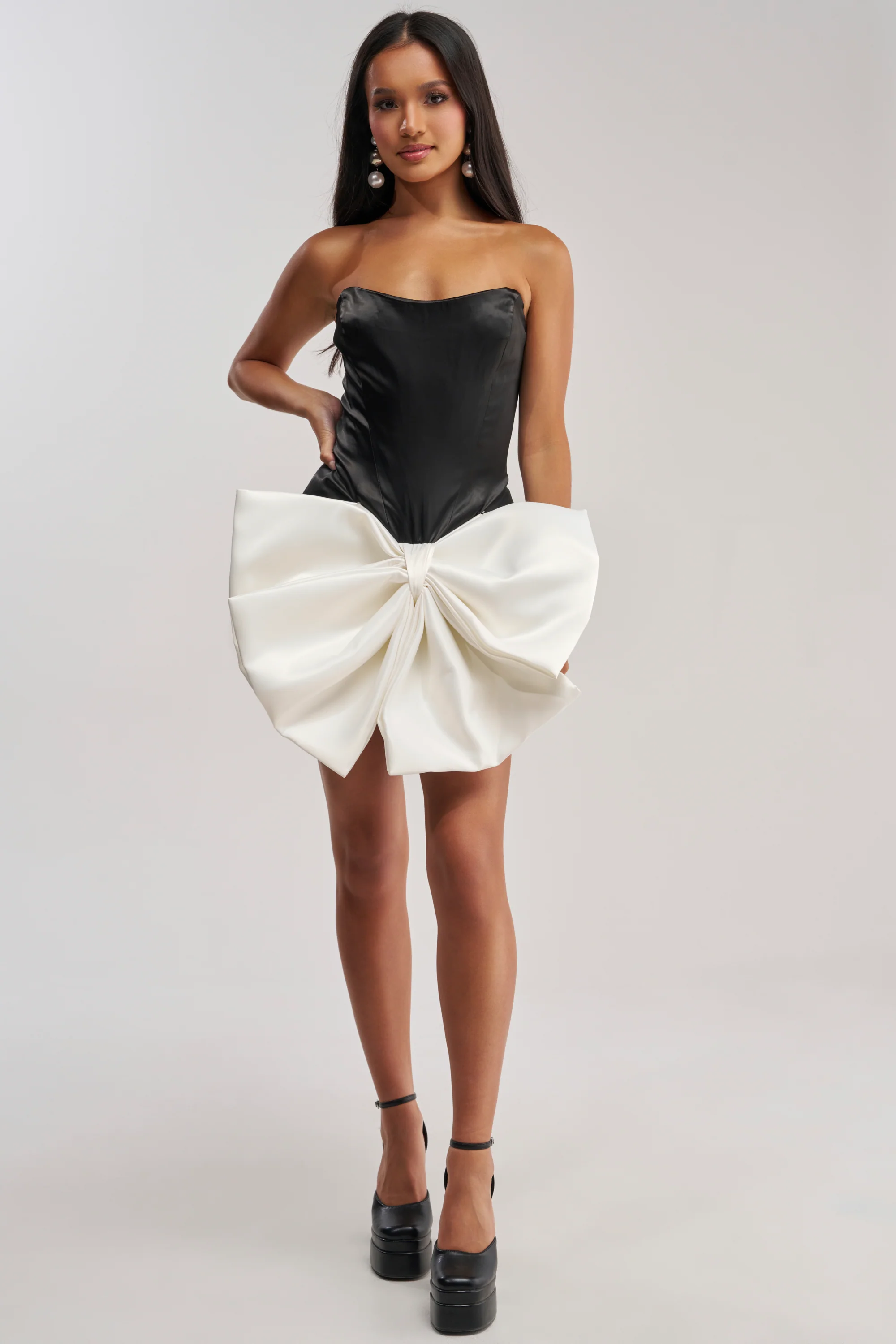 SITTING PRETTY BOW MINI DRESS - Akira Store