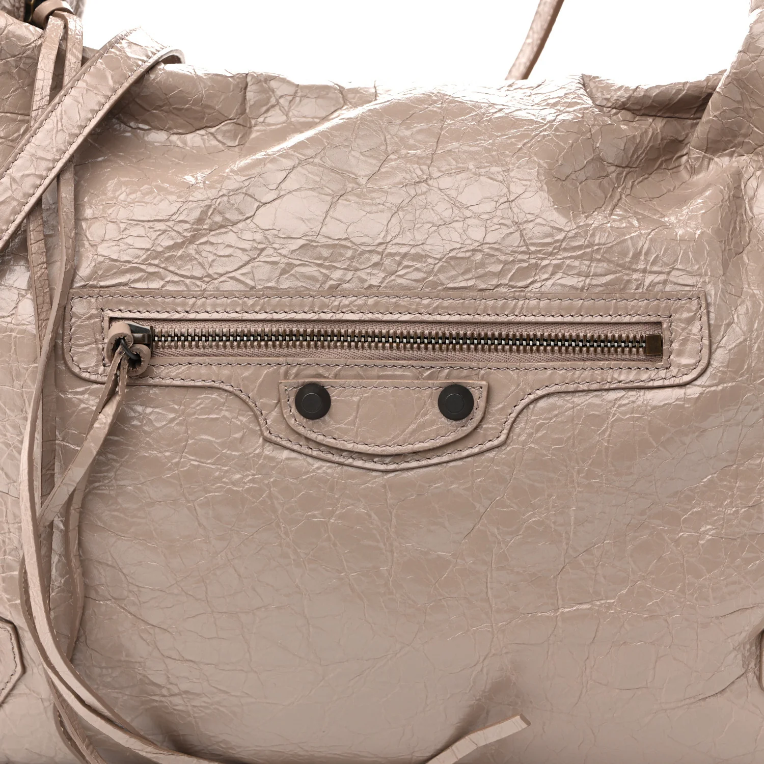 Arena Lambskin Classic Hardware Medium Le City Hobo Bag Sesame