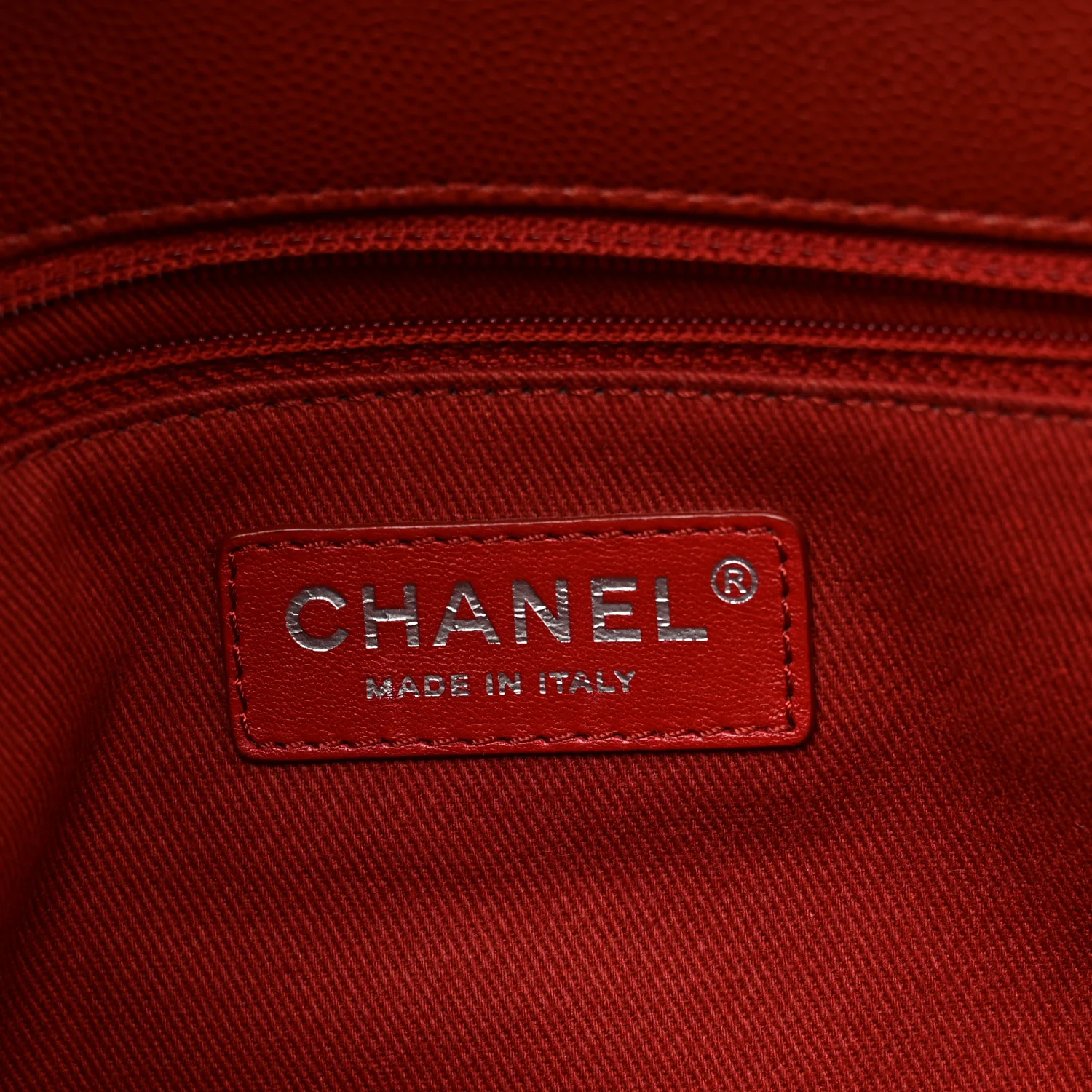 Caviar Quilted Medium Coco Handle Flap Dark Red