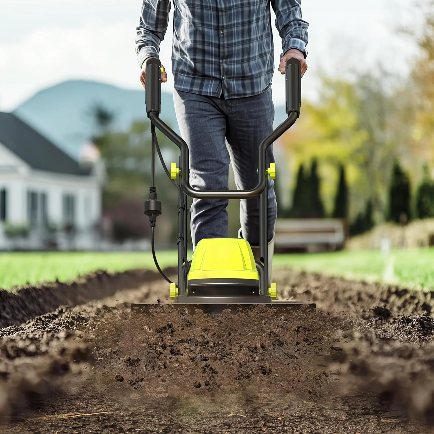 Motoculteur électrique, 15 A, largeur 45,7 cm, profondeur 22,9 cm, avec 24 fraises en acier durable, roues réglables et poignée pliable pour un travail du sol facile.