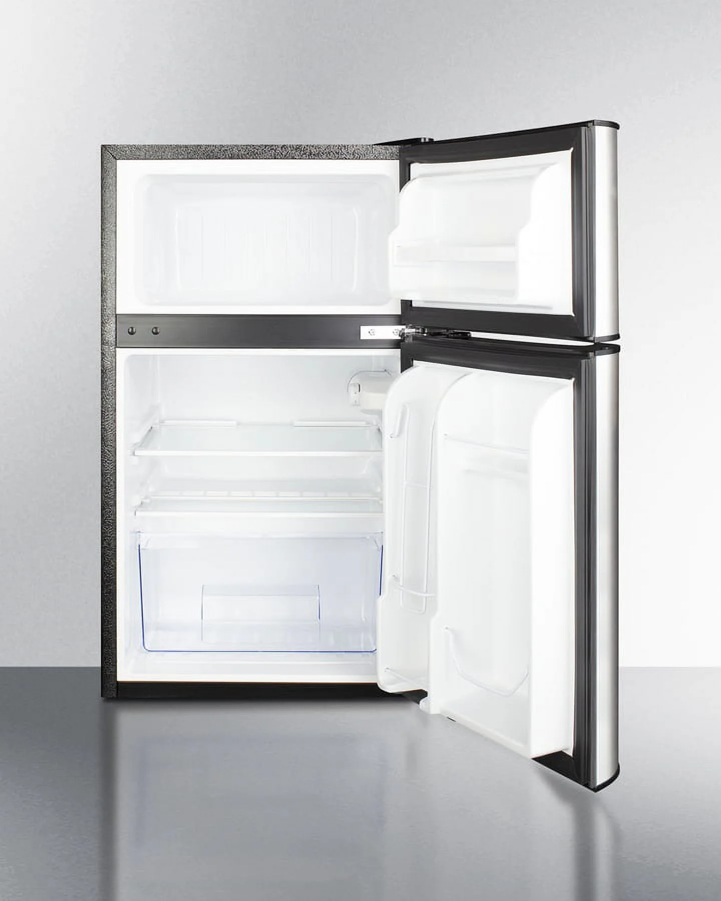 19" Wide 2-Door Refrigerator-Freezer(Stainless Steel) - Image 3