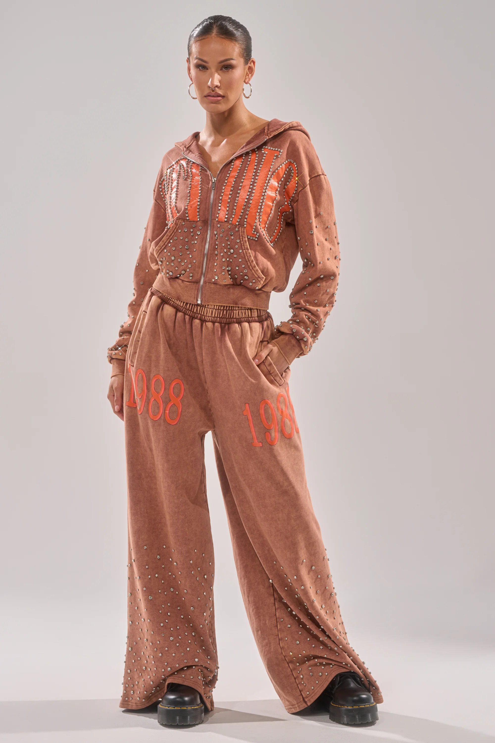 STUDIO LIVING WIDE LEG JOGGER - Akira Store