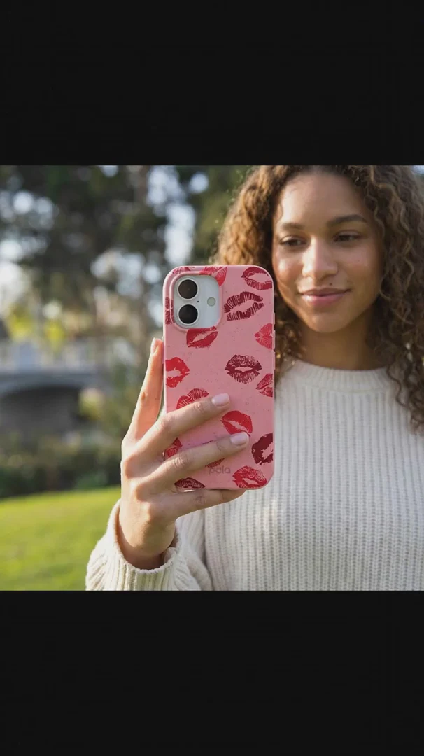Bubblegum Pink XOXO iPhone 16 Case