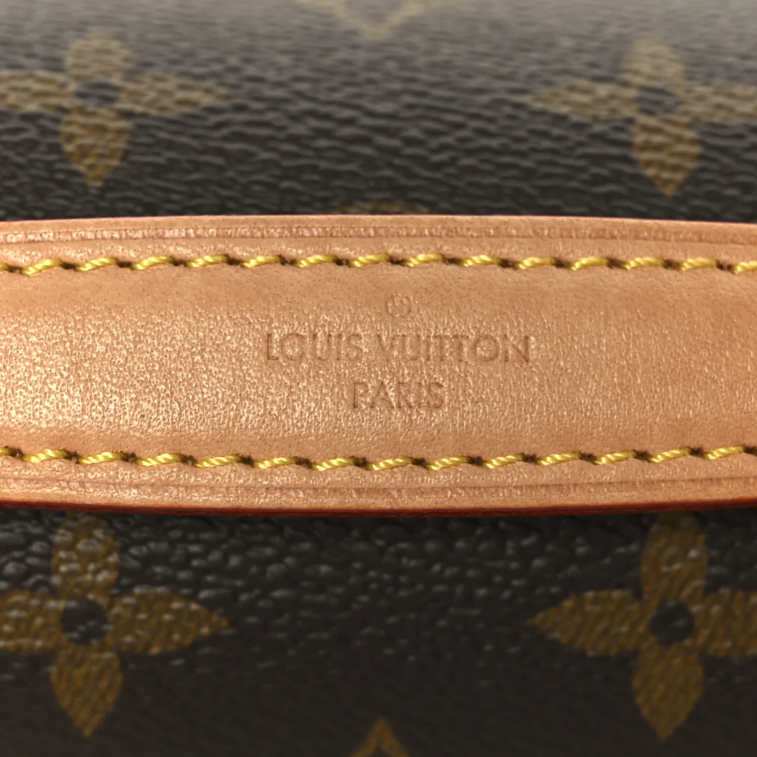 Monogram Pochette Metis East West