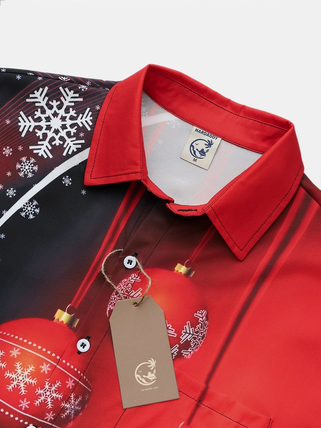 Chemise à manches courtes avec poche poitrine et décoration de Noël