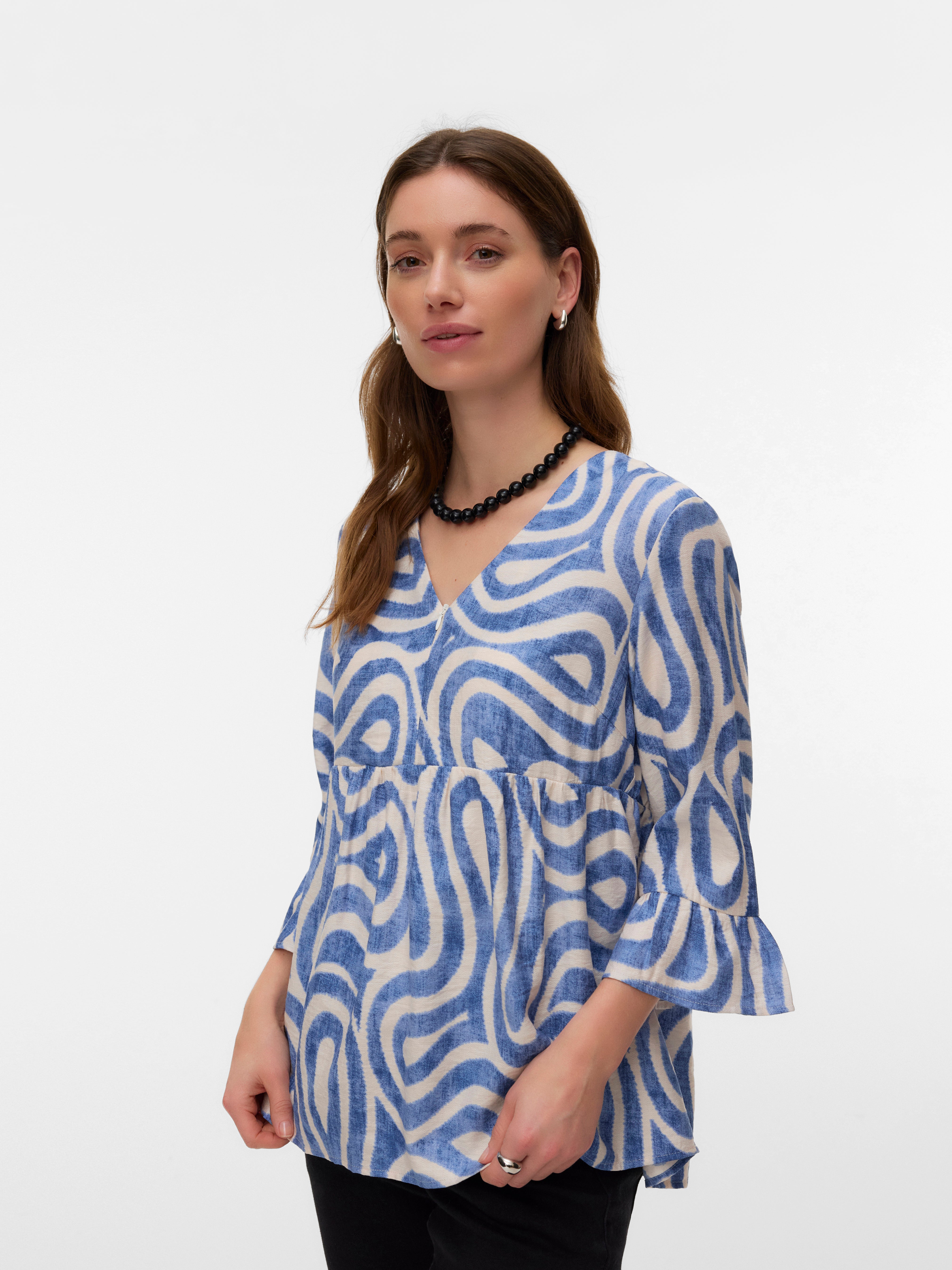 VERO MODA® Regular Fit V-Neck Top