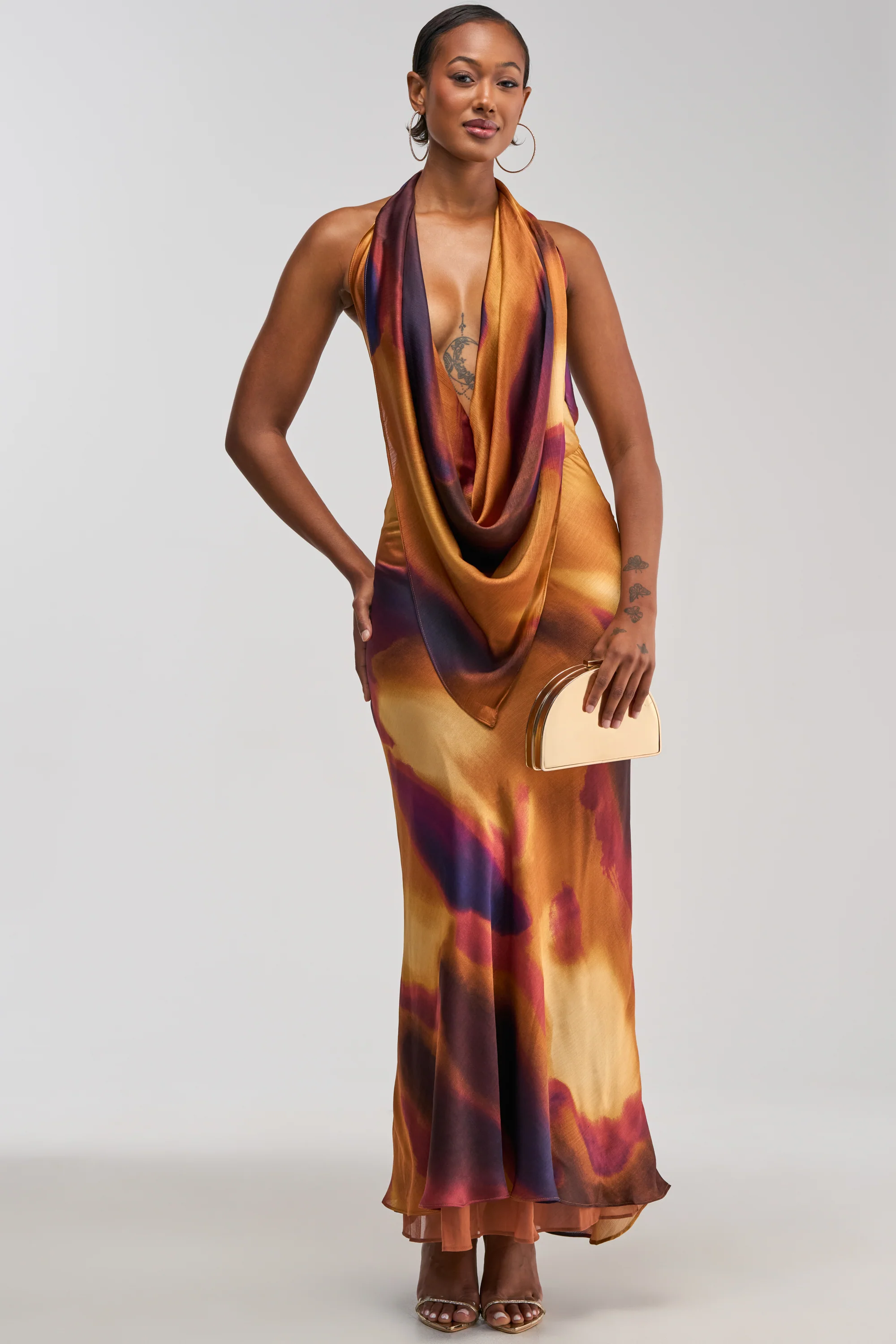 SUNKISSED ABSTRACT MAXI DRESS IN BROWN MULTI - Akira Store