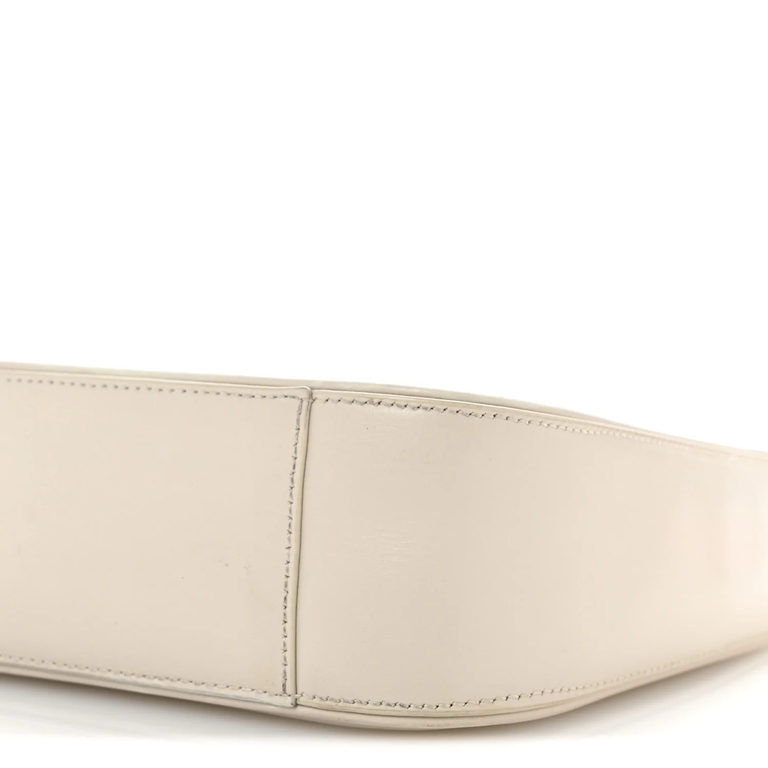 Smooth Calfskin Le 5 A 7 Hobo Crema Soft