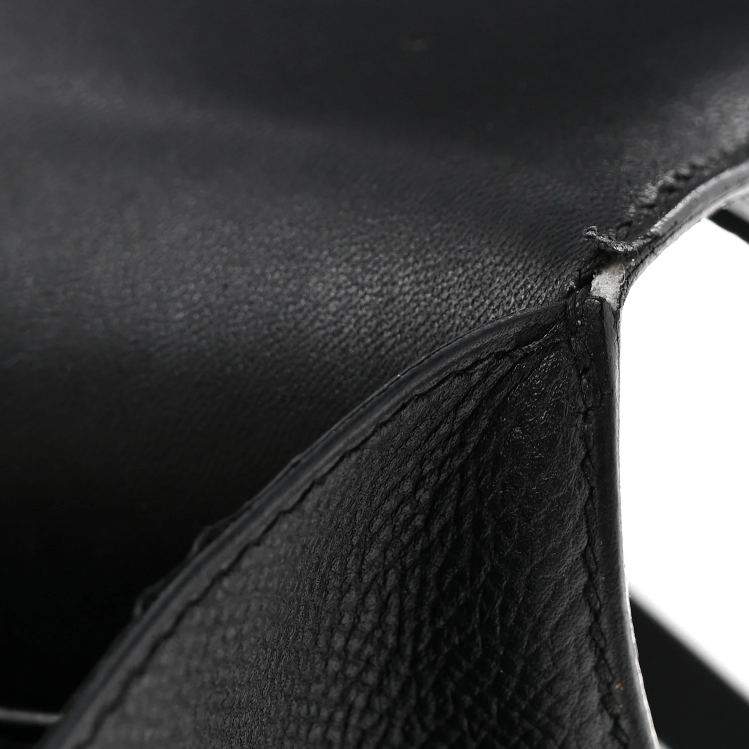 Epsom Constance 18 Black